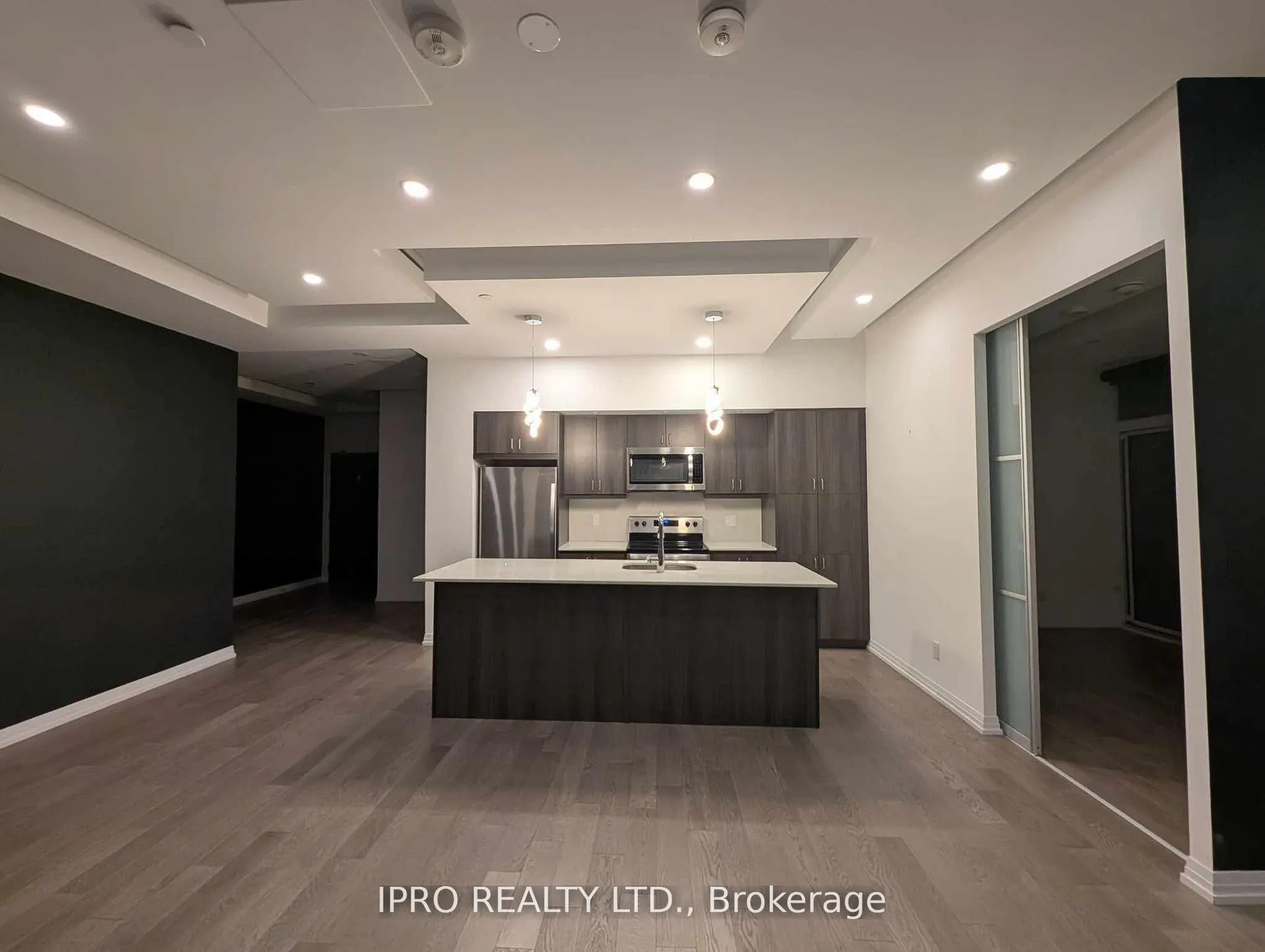 Front of Unit 809, 7711 Green Vista Gate
