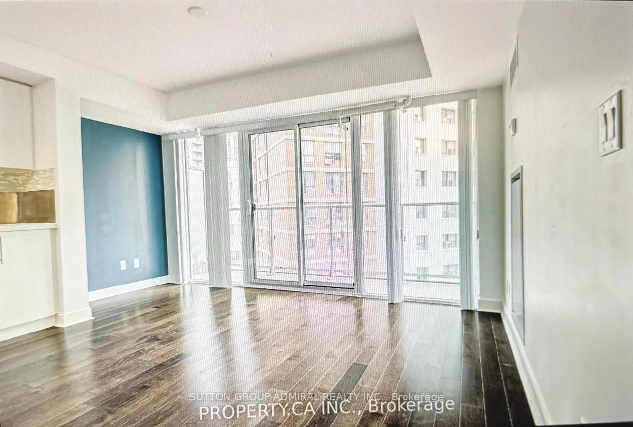 Photo 6 of Unit 907, 58 Orchard View Boulevard, Toronto, Yonge-Eglinton — HOMEH