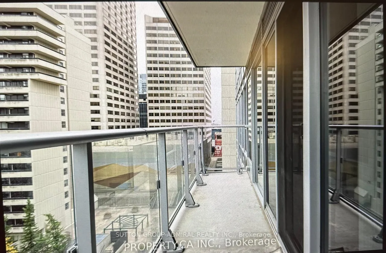 Photo 16 of Unit 907, 58 Orchard View Boulevard, Toronto, Yonge-Eglinton — HOMEH