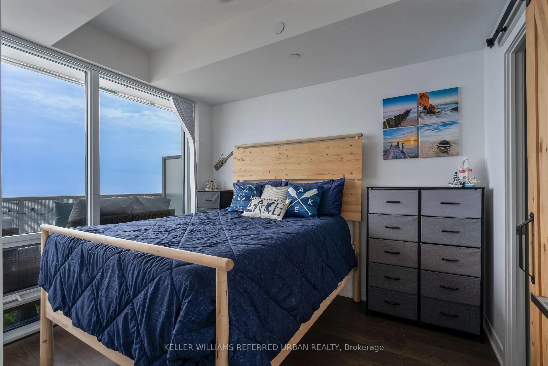 Photo 11 of Unit 6709, 88 Harbour Street, Toronto, Waterfront Communities — HOMEH