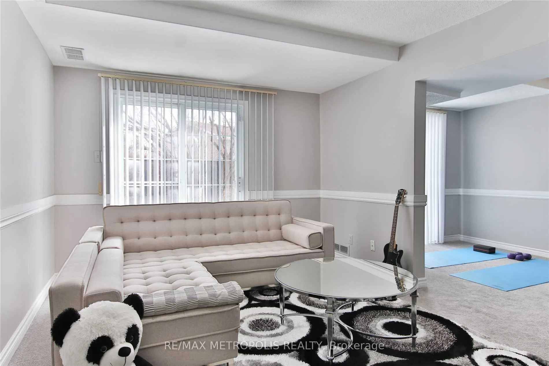 Photo 3 of Unit 1, 17 Clover Ridge Drive W, Ajax, South West — HOMEH