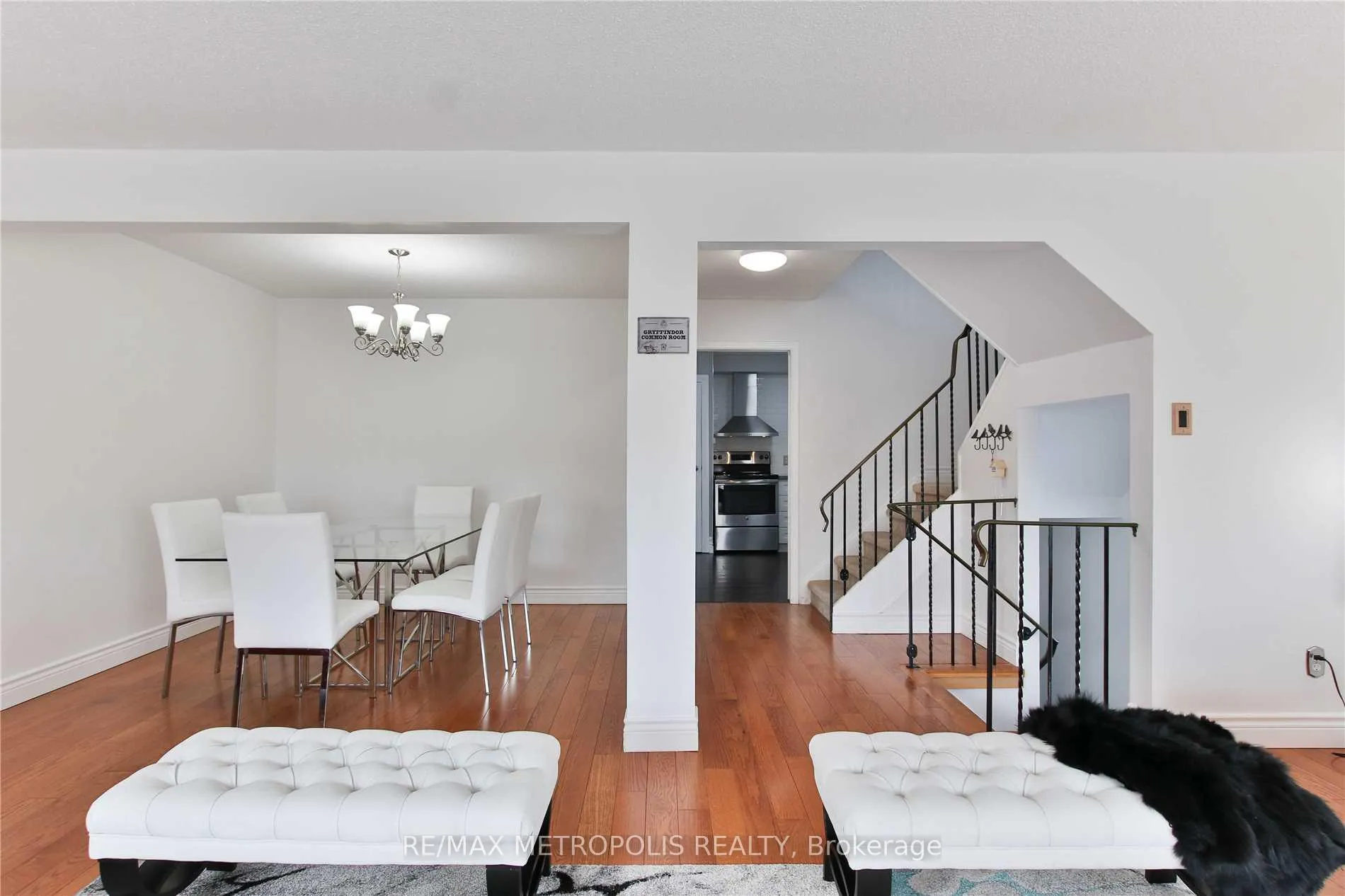 Photo 9 of Unit 1, 17 Clover Ridge Drive W, Ajax, South West — HOMEH