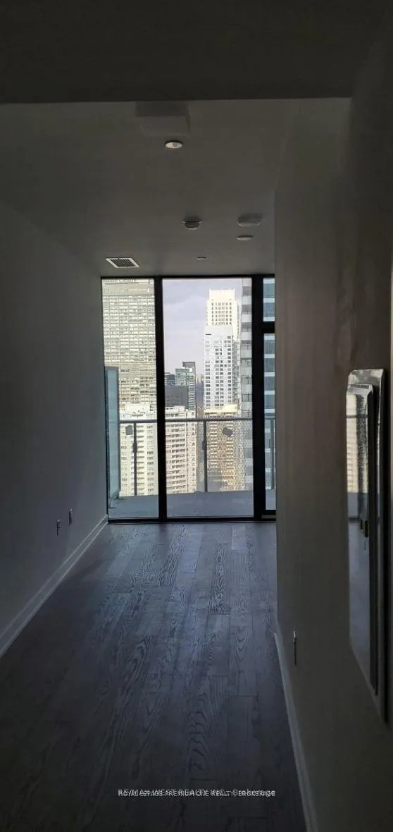 Photo 3 of Unit 2910, 11 Wellesley Street W, Toronto, Bay Street Corridor — HOMEH
