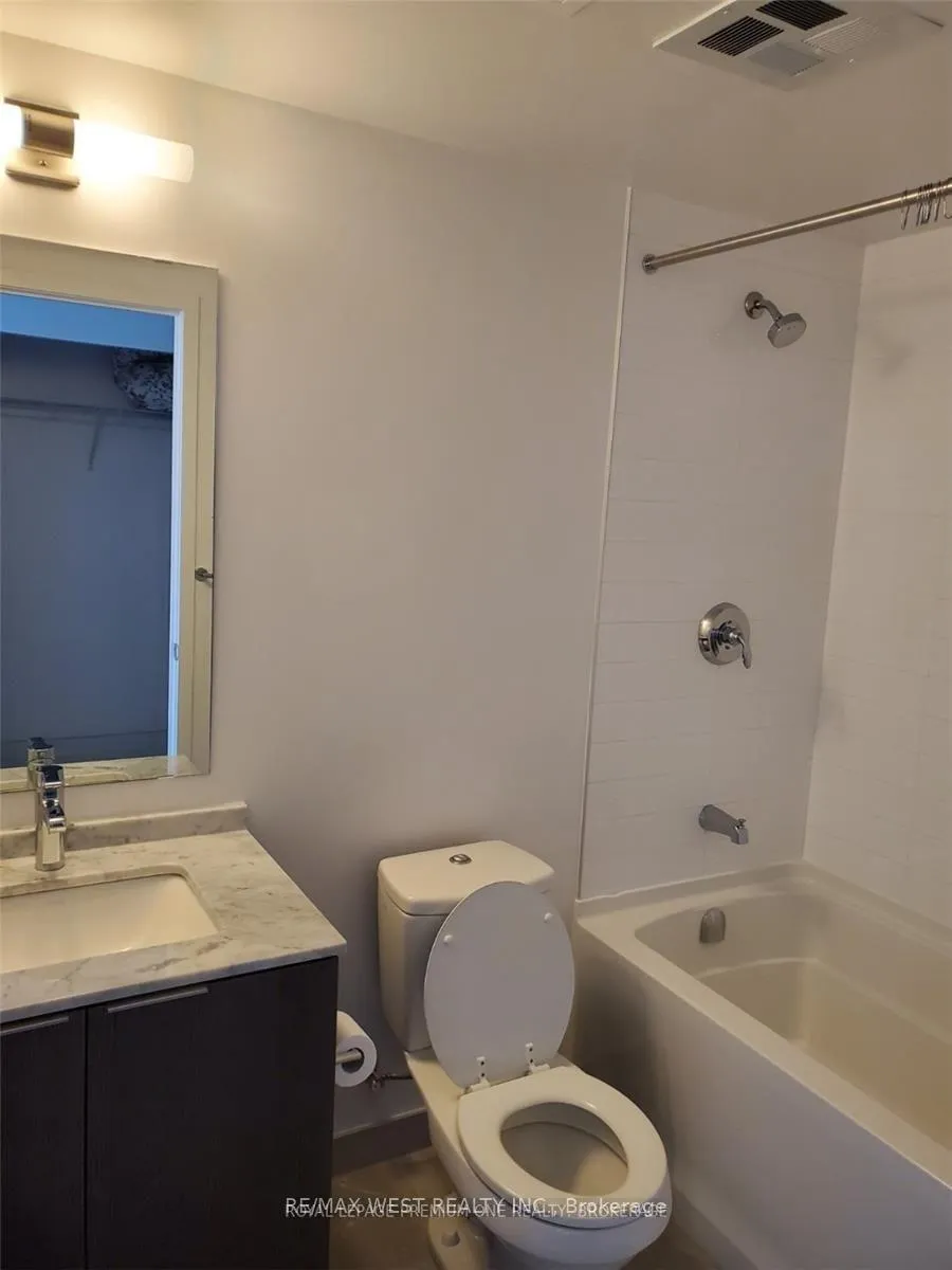 Photo 11 of Unit 2910, 11 Wellesley Street W, Toronto, Bay Street Corridor — HOMEH
