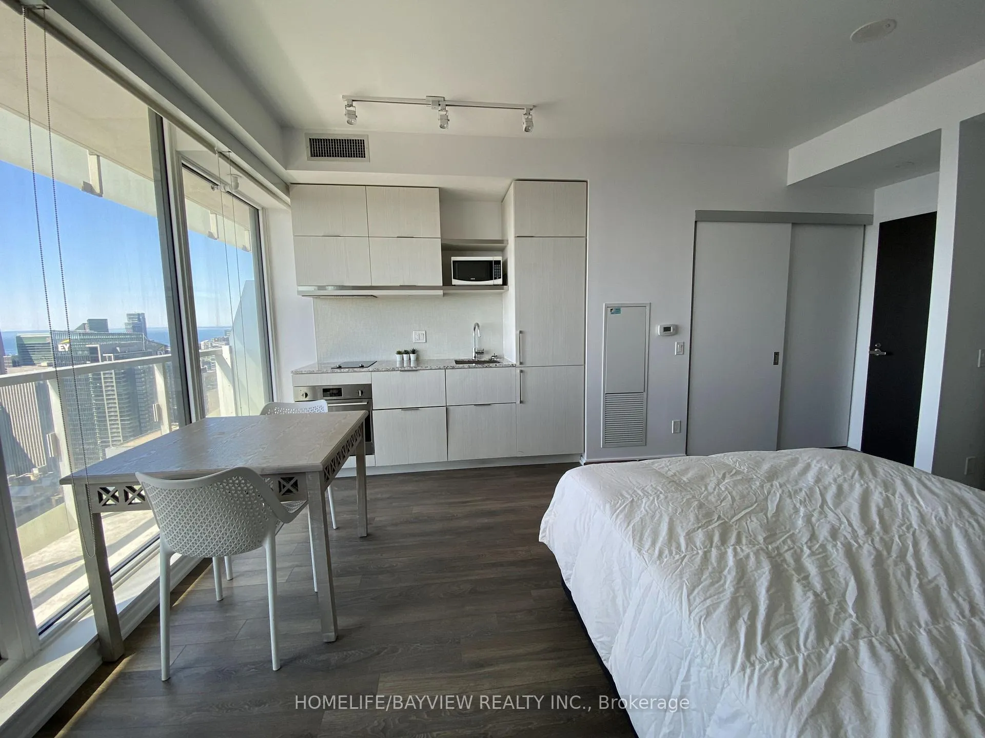 Photo 5 of Unit 5908, 197 Yonge Street, Toronto, Church-Yonge Corridor — HOMEH