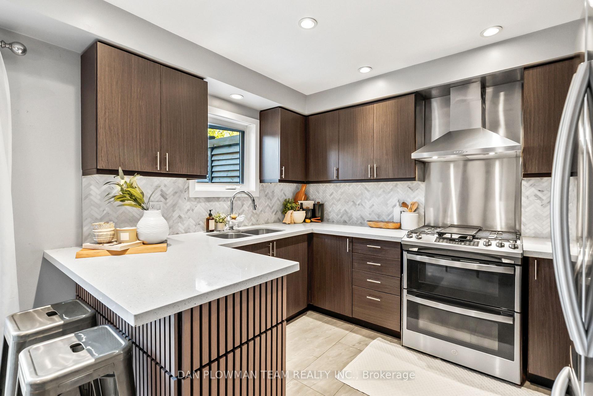 Photo 8 of 97 Hammond Street, Clarington, Bowmanville — HOMEH