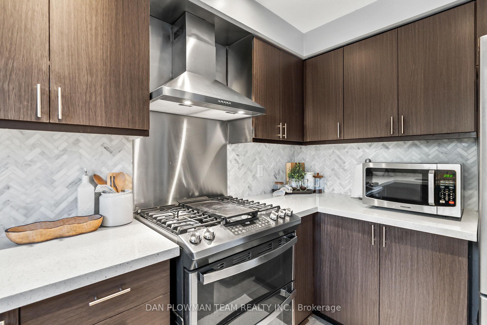 Photo 10 of 97 Hammond Street, Clarington, Bowmanville — HOMEH