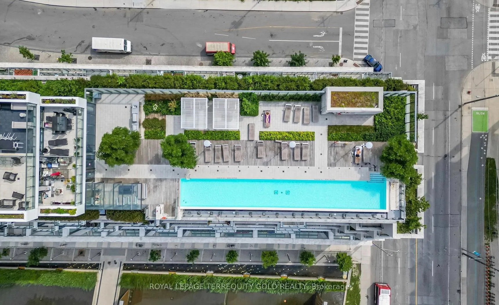 Photo 16 of Unit 3705, 16 Bonnycastle Street E, Toronto, Waterfront Communities — HOMEH
