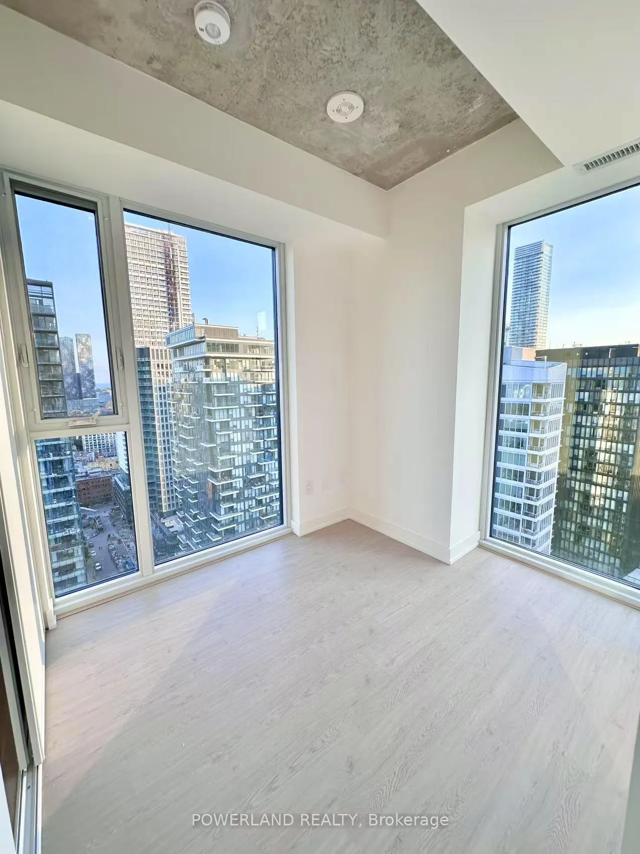 Photo 14 of Unit 2704, 65 Mutual Street, Toronto, Church-Yonge Corridor — HOMEH