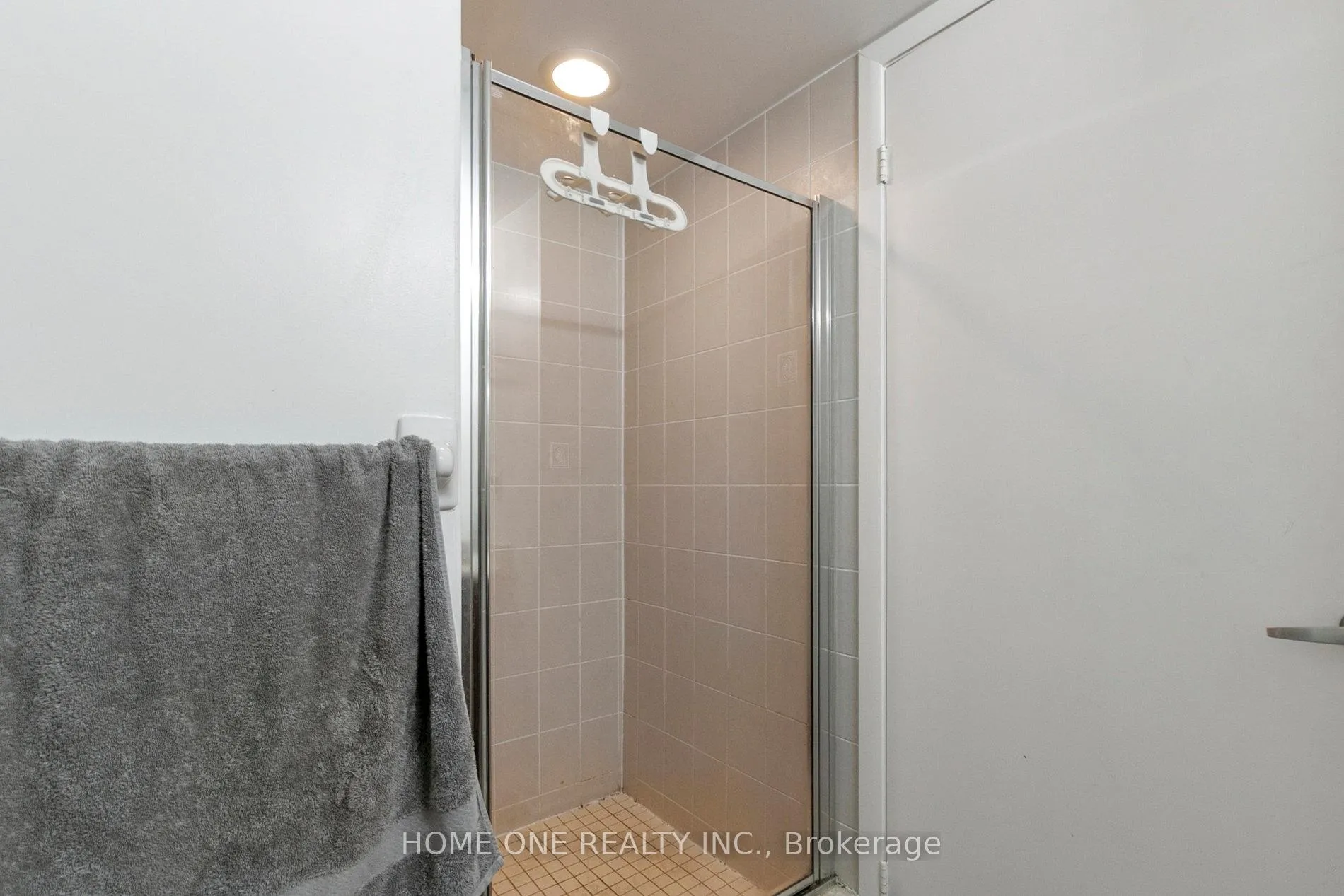 Photo 17 of Unit 619, 600 Fleet Street, Toronto, Niagara — HOMEH