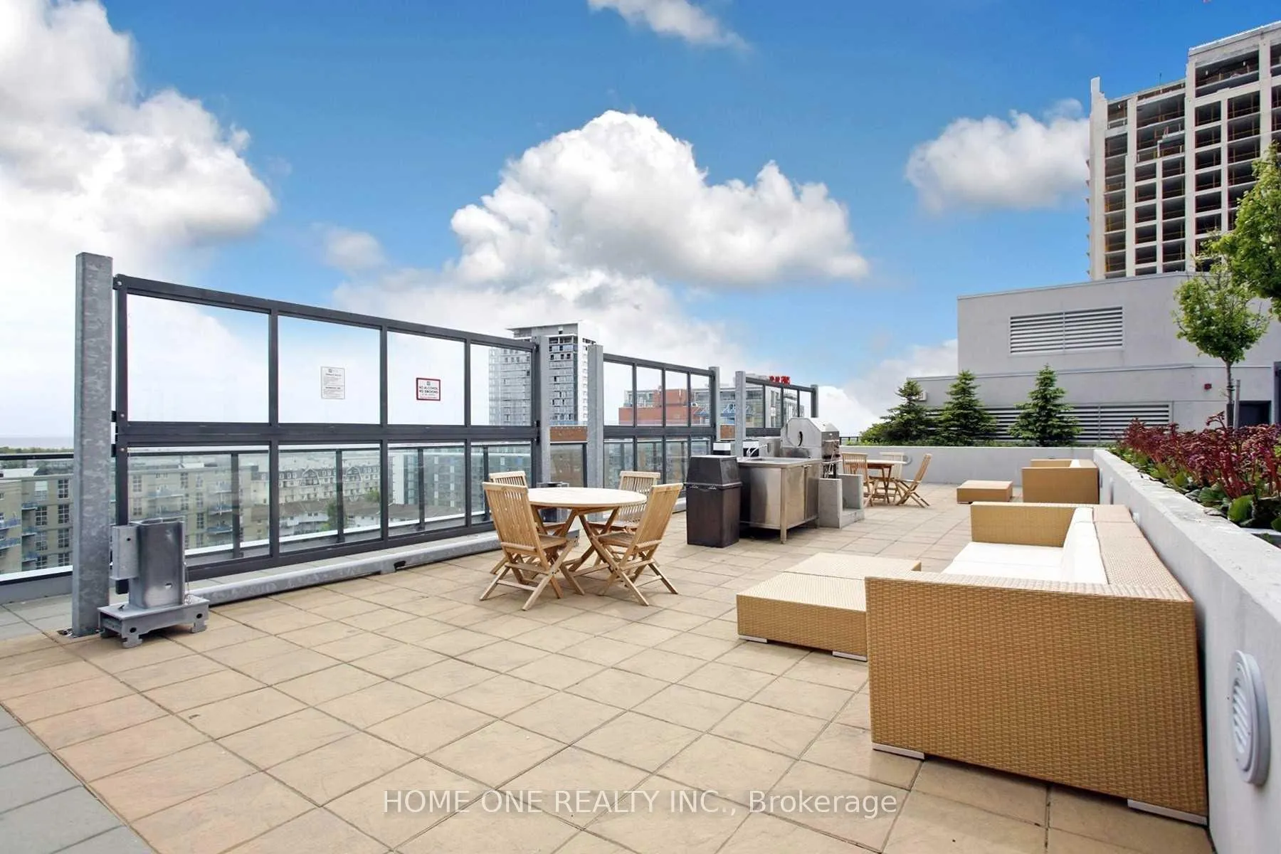 Photo 28 of Unit 619, 600 Fleet Street, Toronto, Niagara — HOMEH