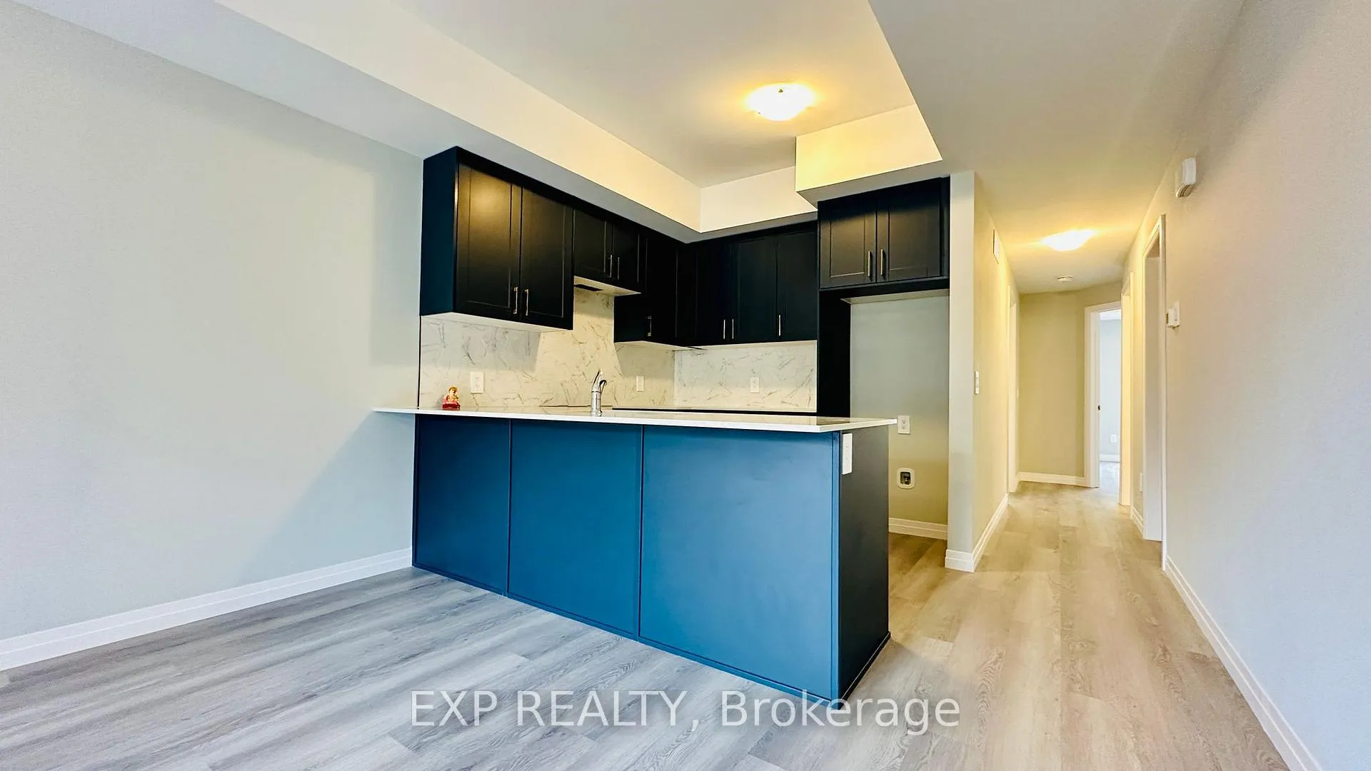 Photo 2 of Unit 42, 10 South Creek Drive, Kitchener — HOMEH