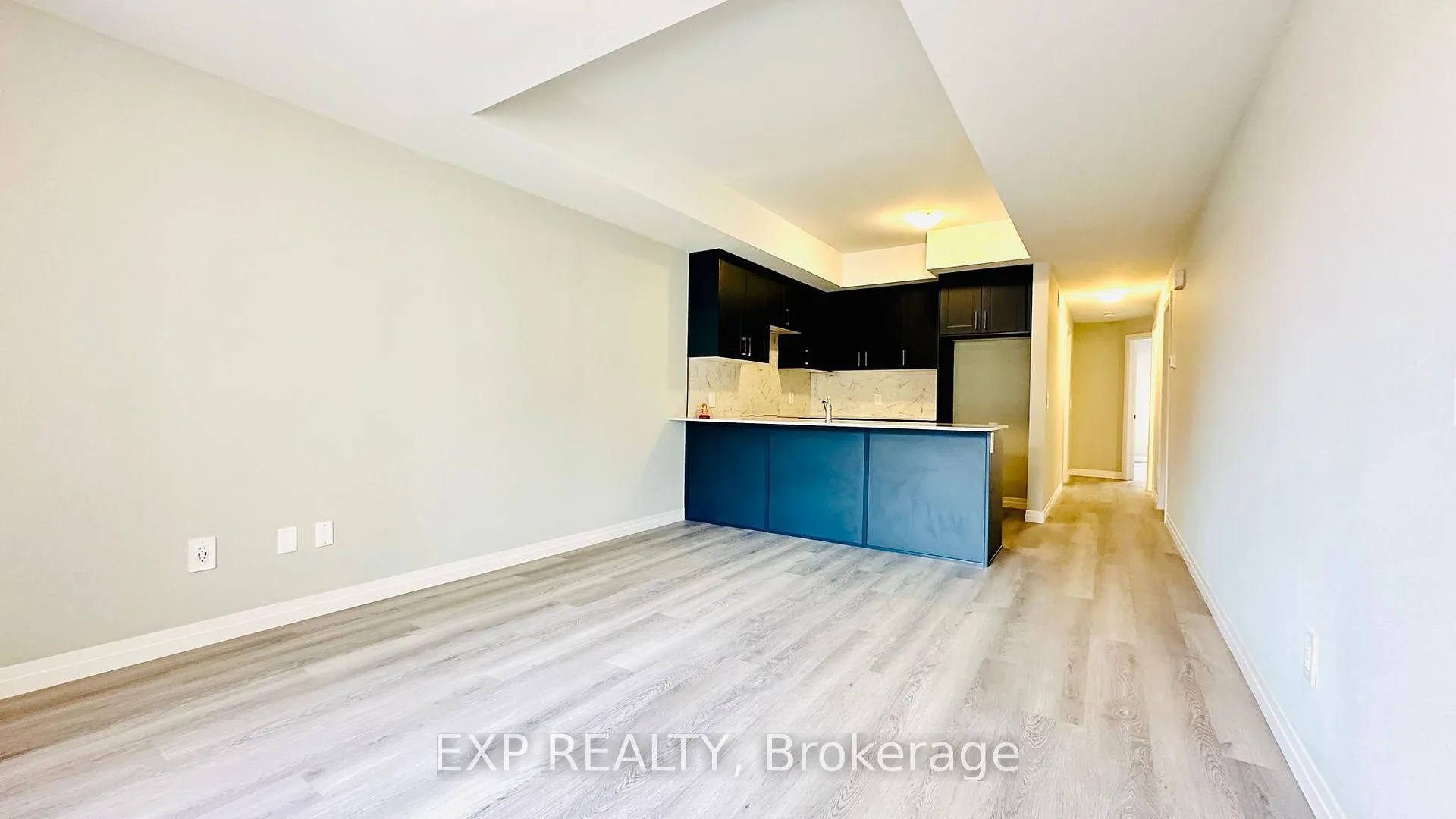 Photo 3 of Unit 42, 10 South Creek Drive, Kitchener — HOMEH