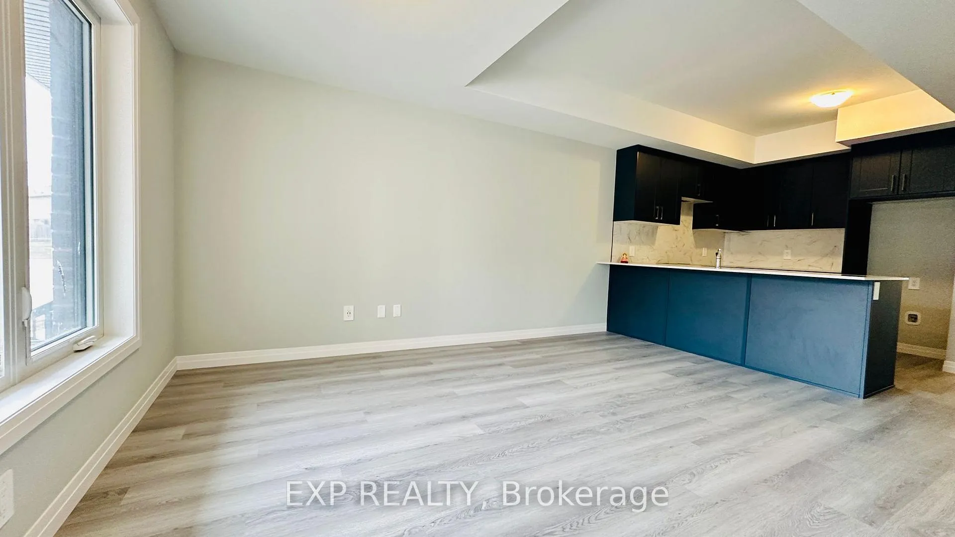 Photo 4 of Unit 42, 10 South Creek Drive, Kitchener — HOMEH