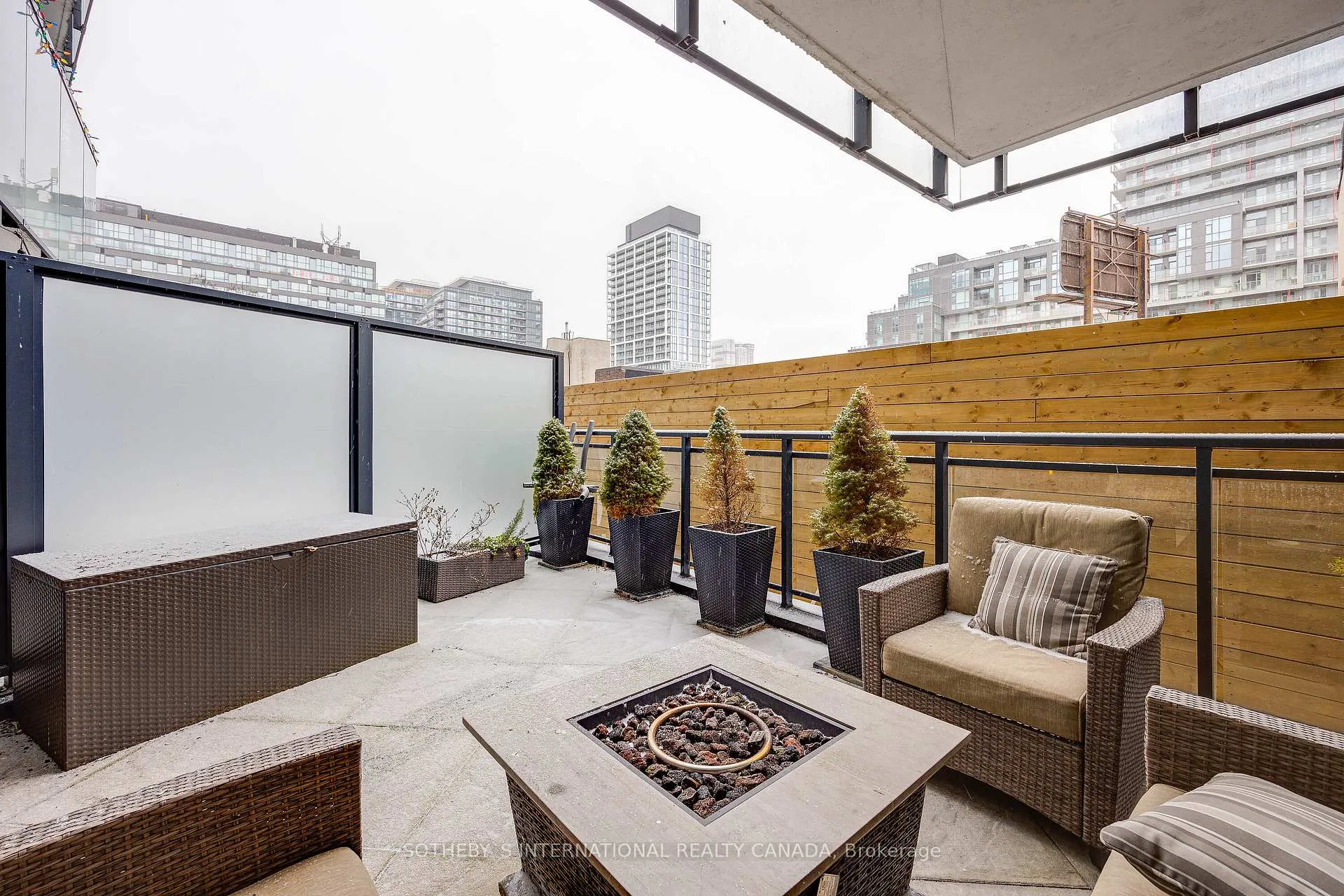 Photo 11 of Unit 202, 318 King Street E, Toronto, Church-Yonge Corridor — HOMEH