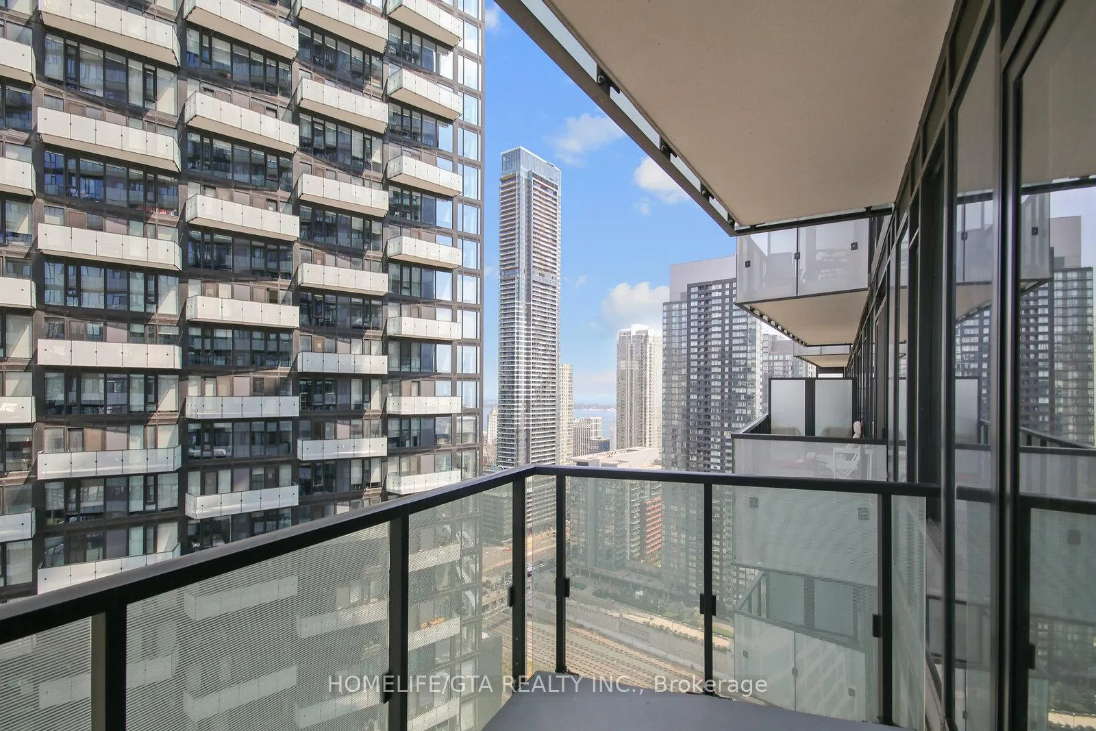 Photo 19 of Unit 2408, 470 Front Street W, Toronto, Waterfront Communities — HOMEH