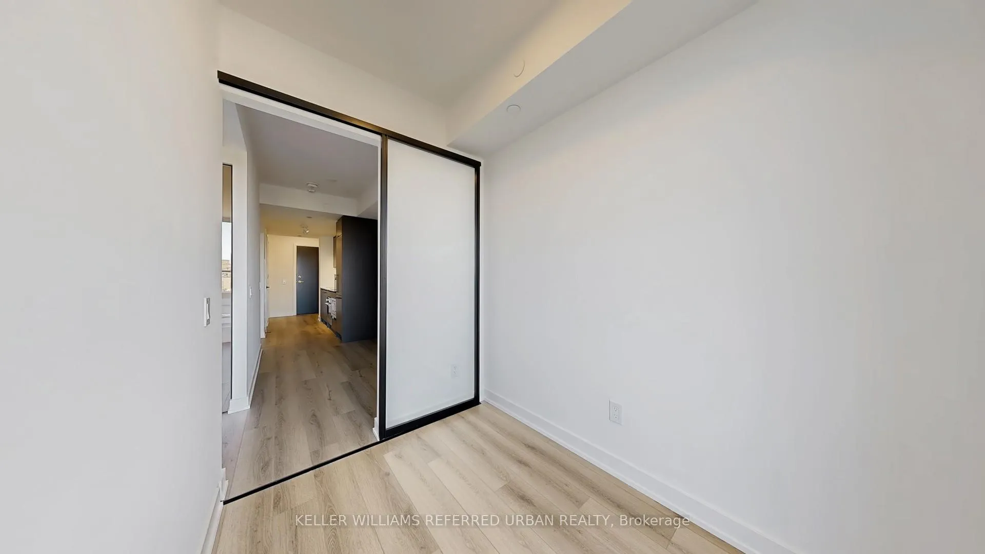 Photo 15 of Unit 606, 5 Lakeview Avenue, Toronto, Trinity-Bellwoods — HOMEH