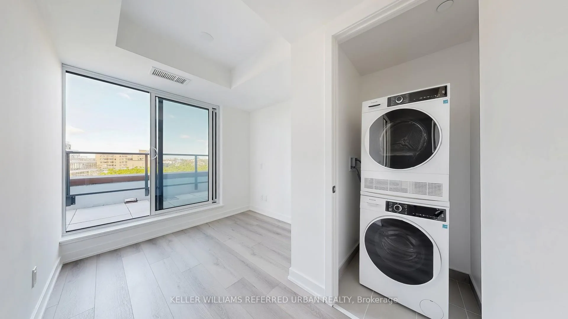 Photo 16 of Unit 606, 5 Lakeview Avenue, Toronto, Trinity-Bellwoods — HOMEH