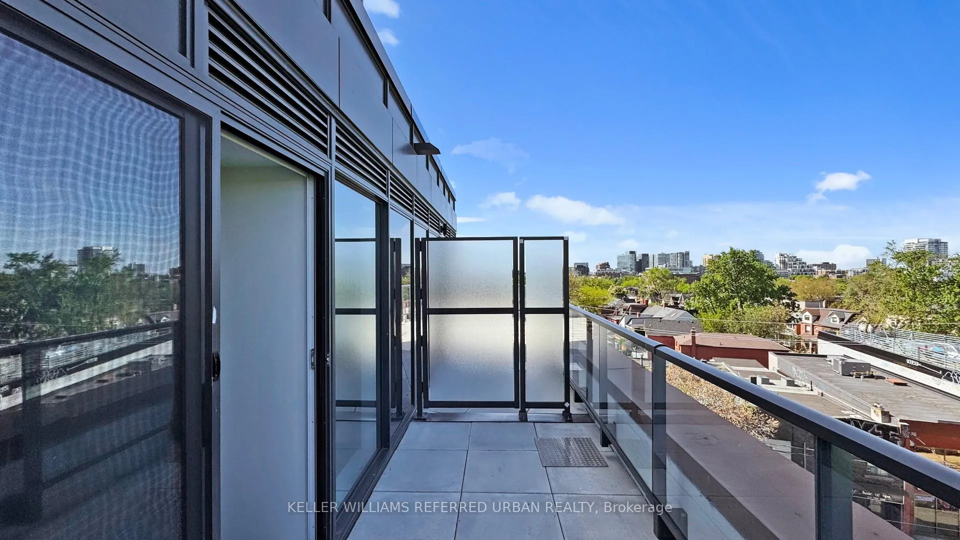 Photo 23 of Unit 606, 5 Lakeview Avenue, Toronto, Trinity-Bellwoods — HOMEH