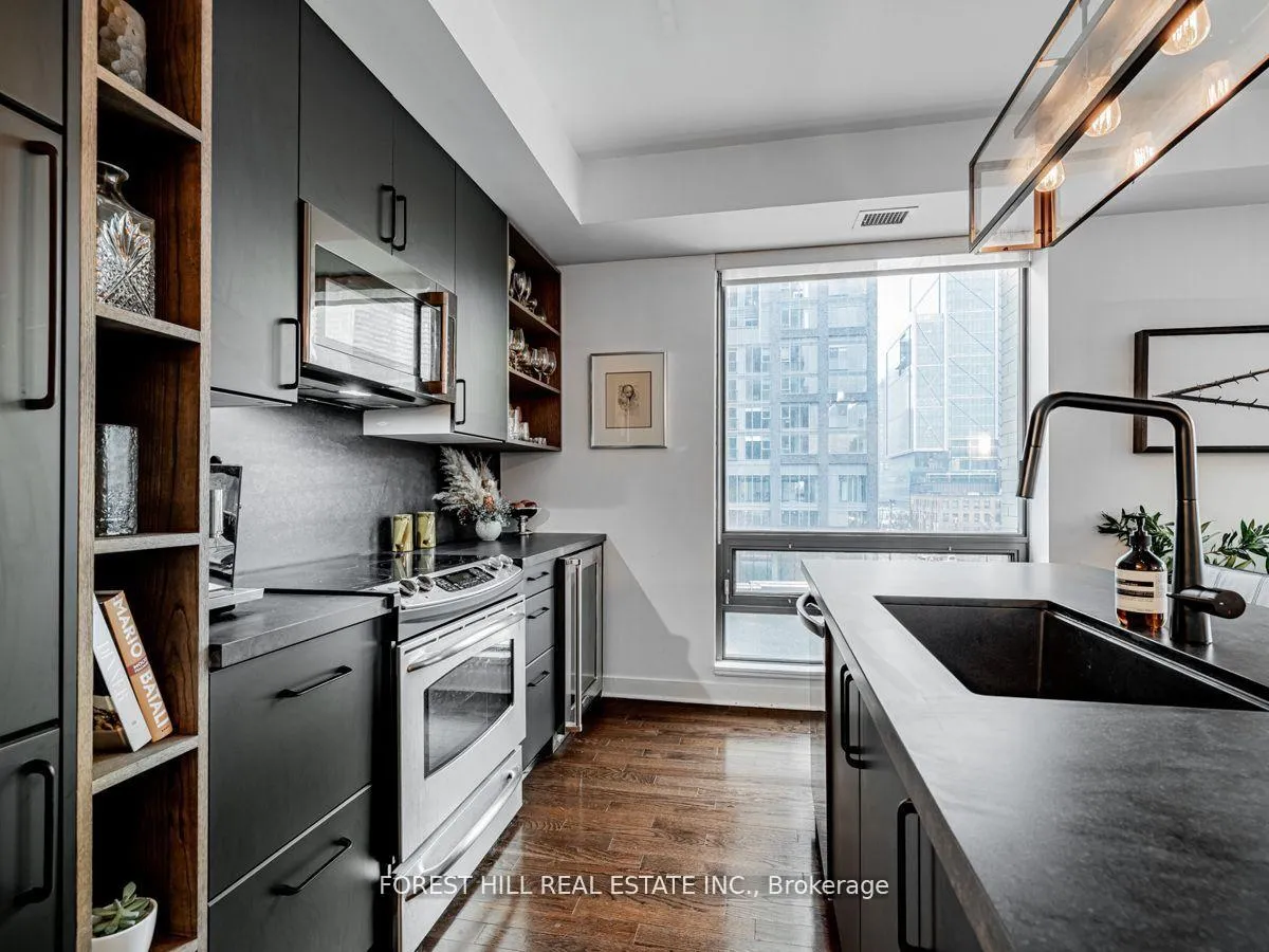 Photo 3 of Unit 511, 438 King Street W, Toronto, Waterfront Communities — HOMEH