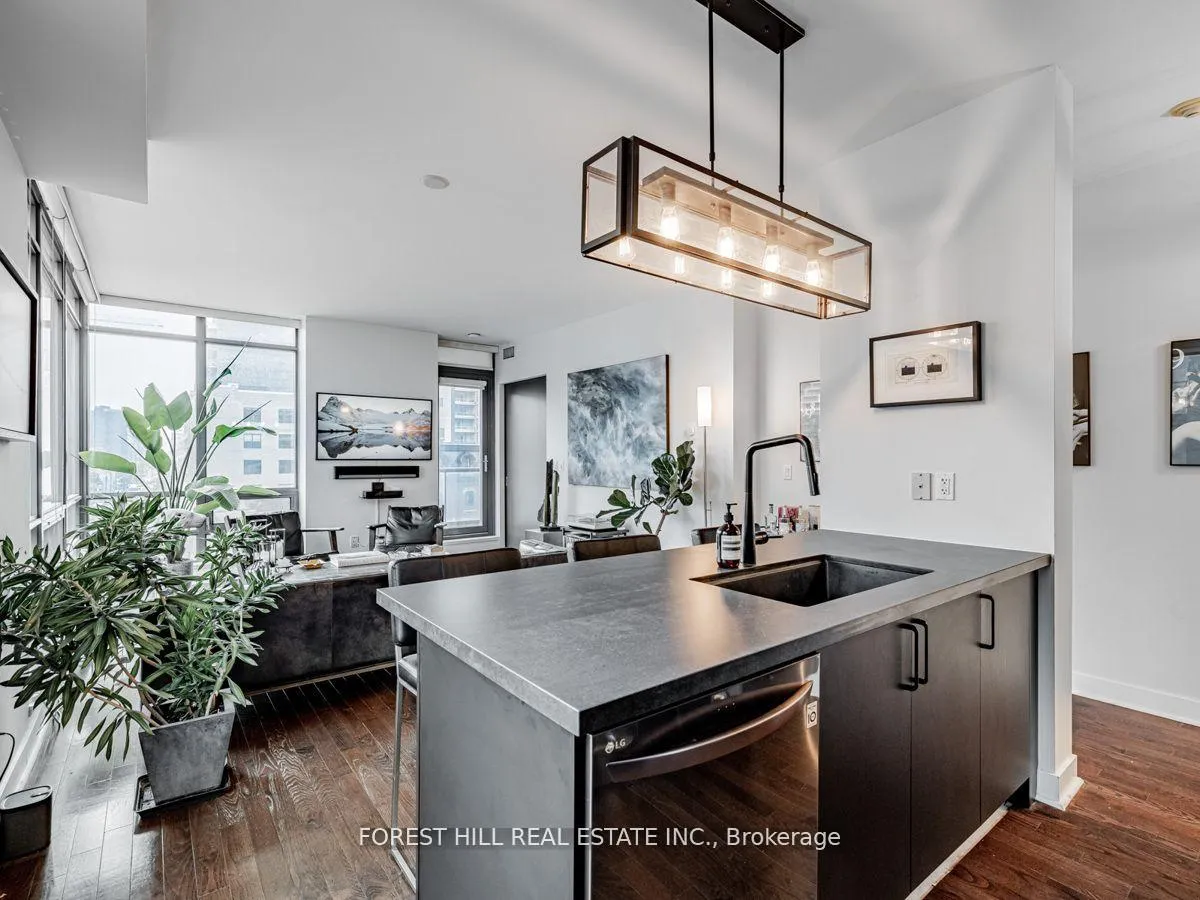 Photo 4 of Unit 511, 438 King Street W, Toronto, Waterfront Communities — HOMEH