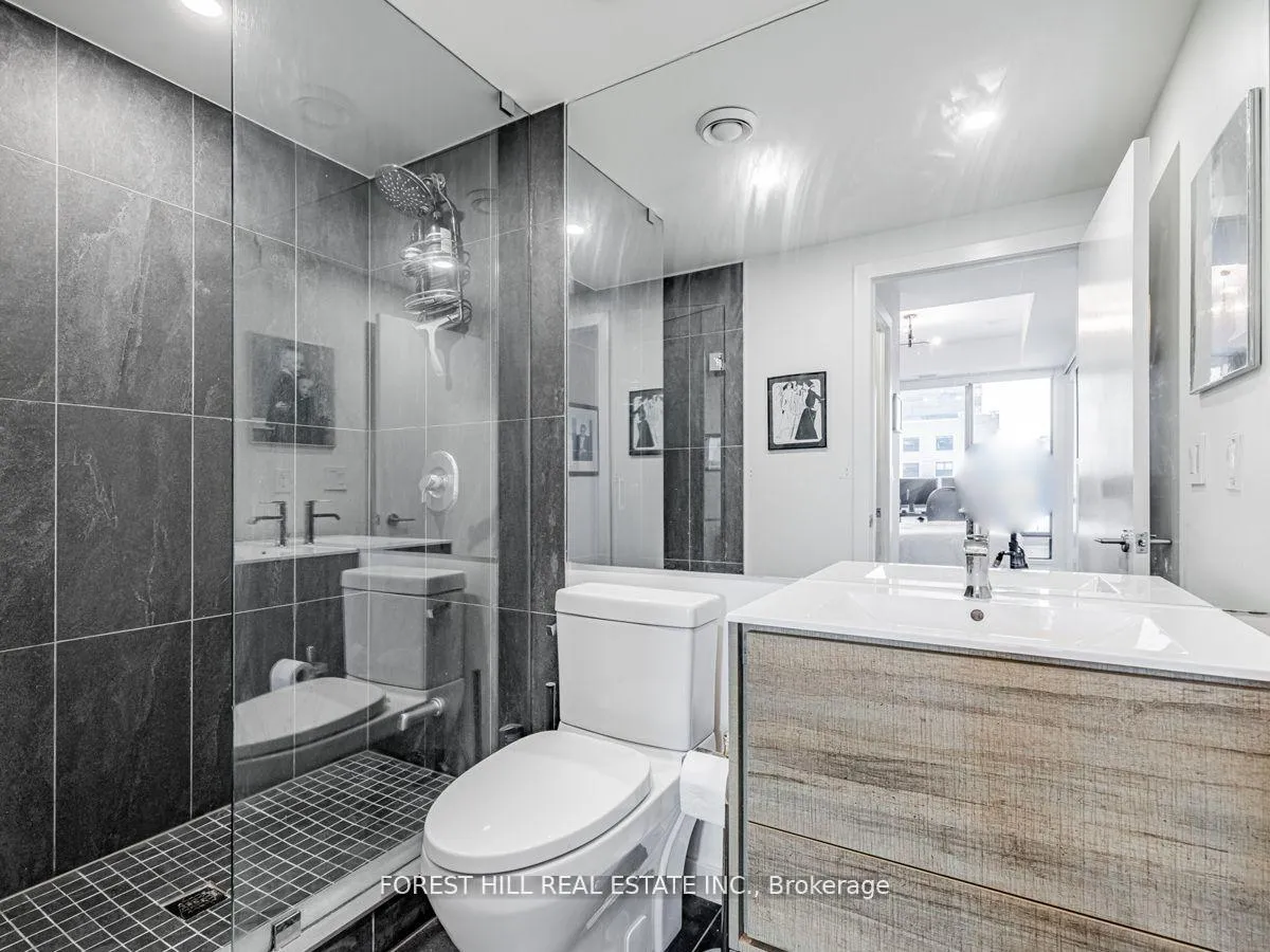Photo 17 of Unit 511, 438 King Street W, Toronto, Waterfront Communities — HOMEH