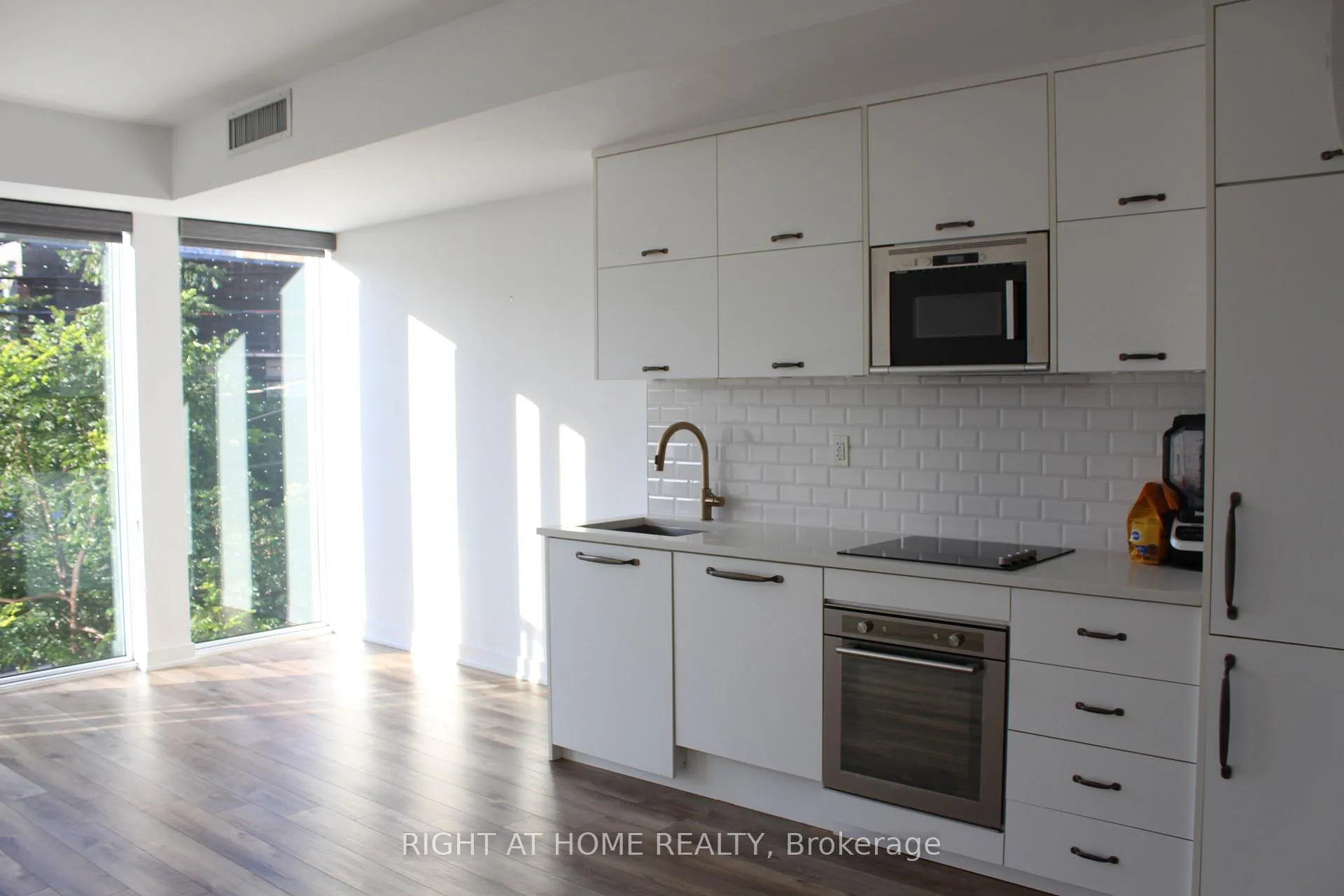Photo 2 of Unit 210, 106 Dovercourt Road, Toronto, Trinity-Bellwoods — HOMEH