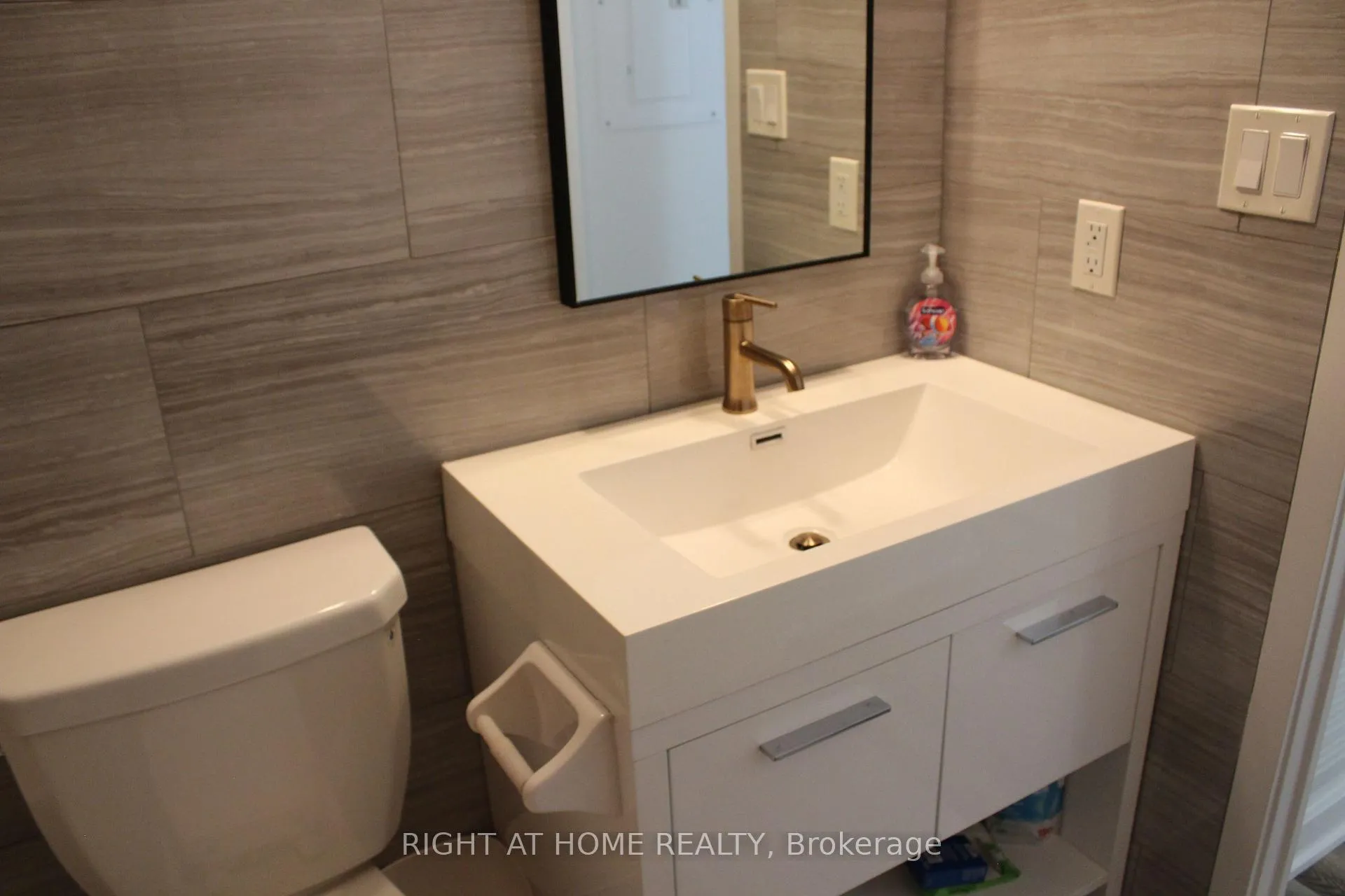 Photo 10 of Unit 210, 106 Dovercourt Road, Toronto, Trinity-Bellwoods — HOMEH