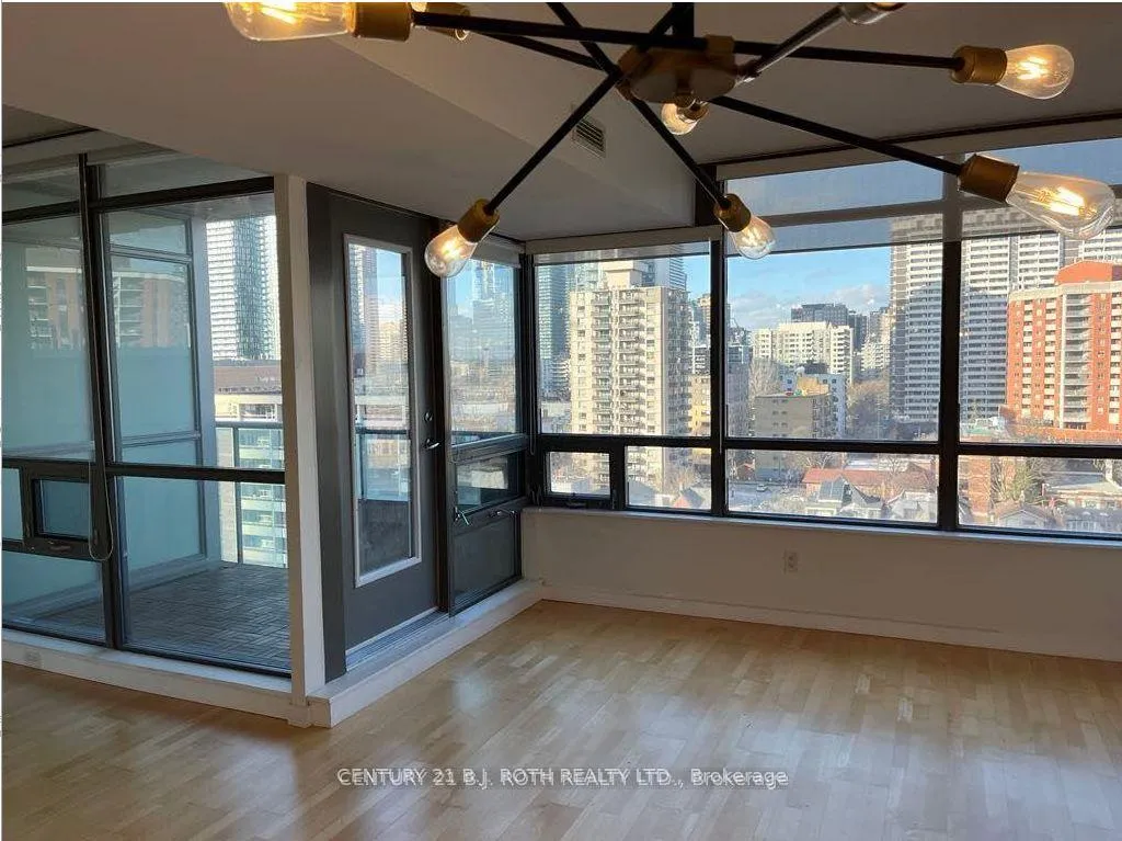 Photo 7 of Unit 1203, 285 Mutual Street, Toronto, Church-Yonge Corridor — HOMEH