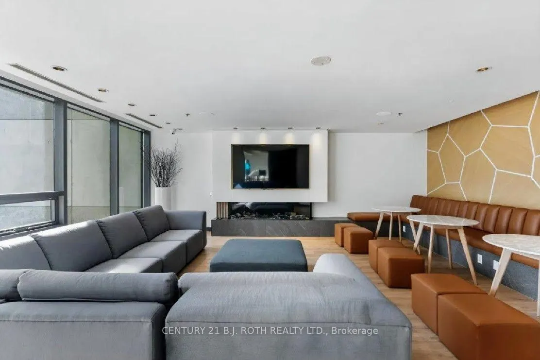 Photo 14 of Unit 1203, 285 Mutual Street, Toronto, Church-Yonge Corridor — HOMEH