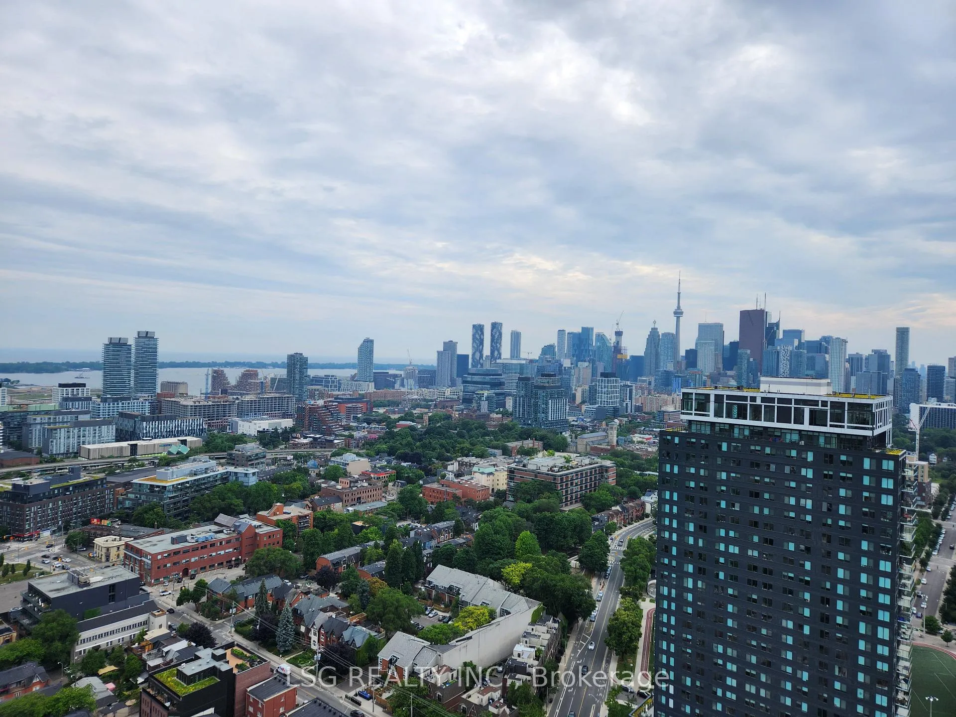 Photo 5 of Unit 3403, 5 Defries Street, Toronto, Regent Park — HOMEH