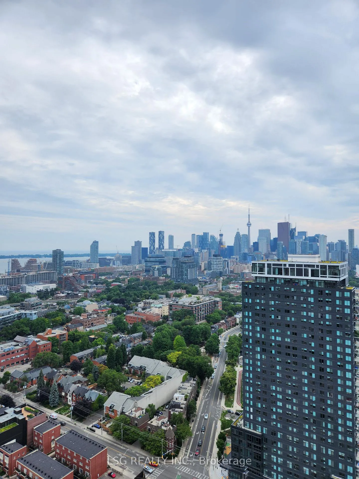Photo 6 of Unit 3403, 5 Defries Street, Toronto, Regent Park — HOMEH