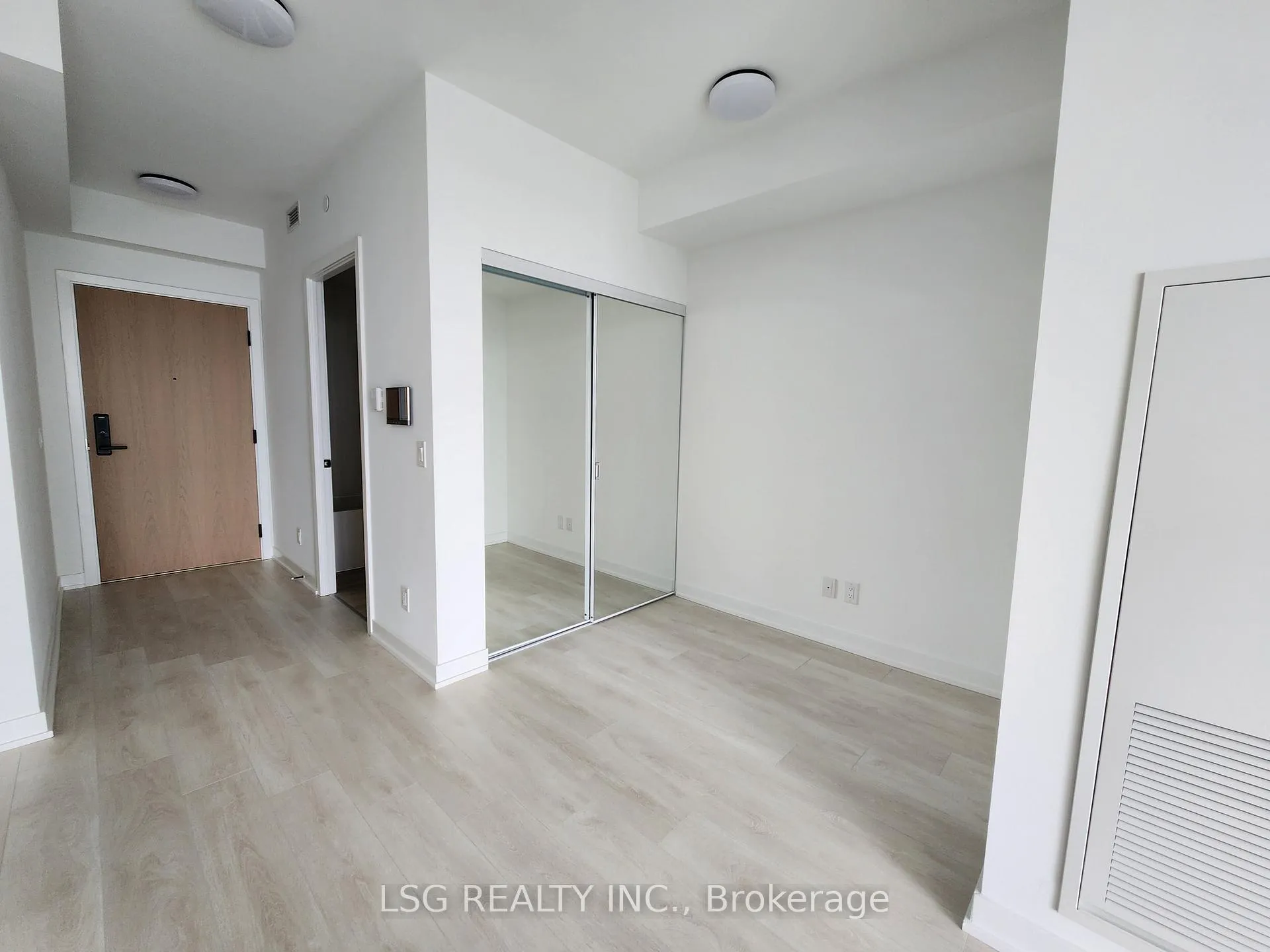 Photo 16 of Unit 3403, 5 Defries Street, Toronto, Regent Park — HOMEH