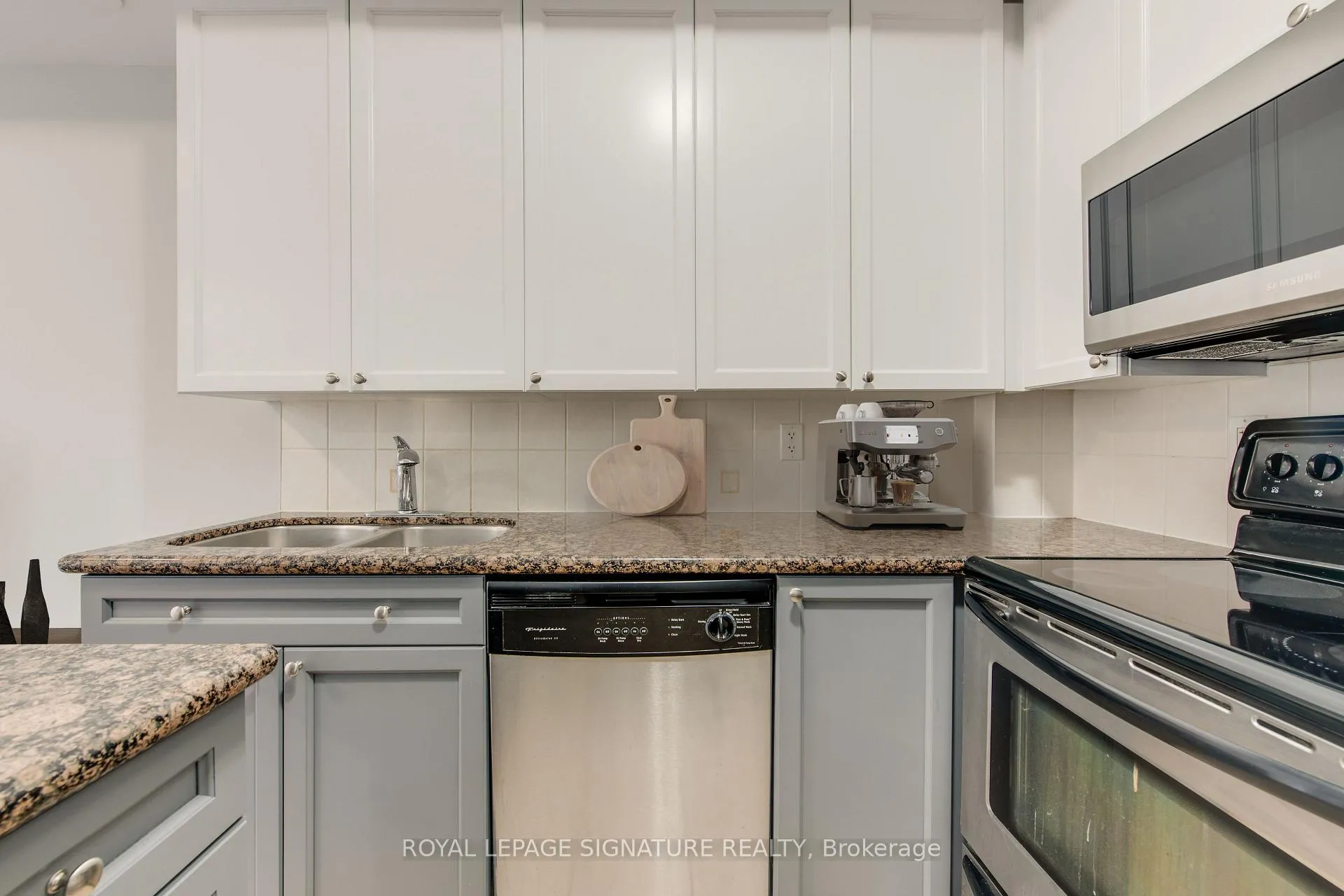 Photo 6 of Unit 35, 68 Carr Street, Toronto, Kensington-Chinatown — HOMEH
