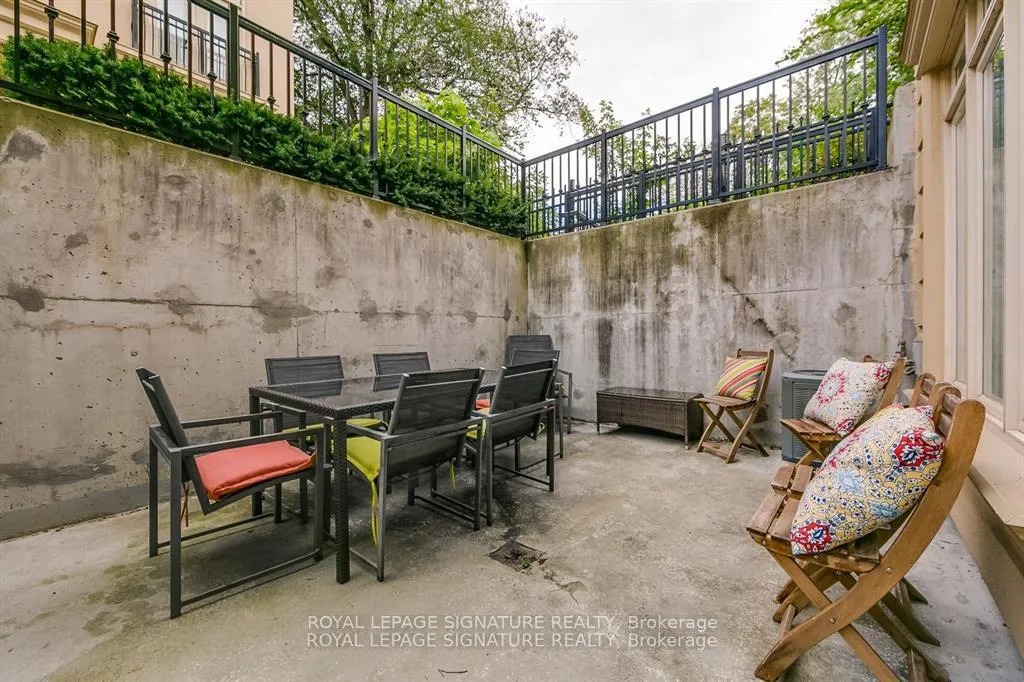 Photo 9 of Unit 35, 68 Carr Street, Toronto, Kensington-Chinatown — HOMEH
