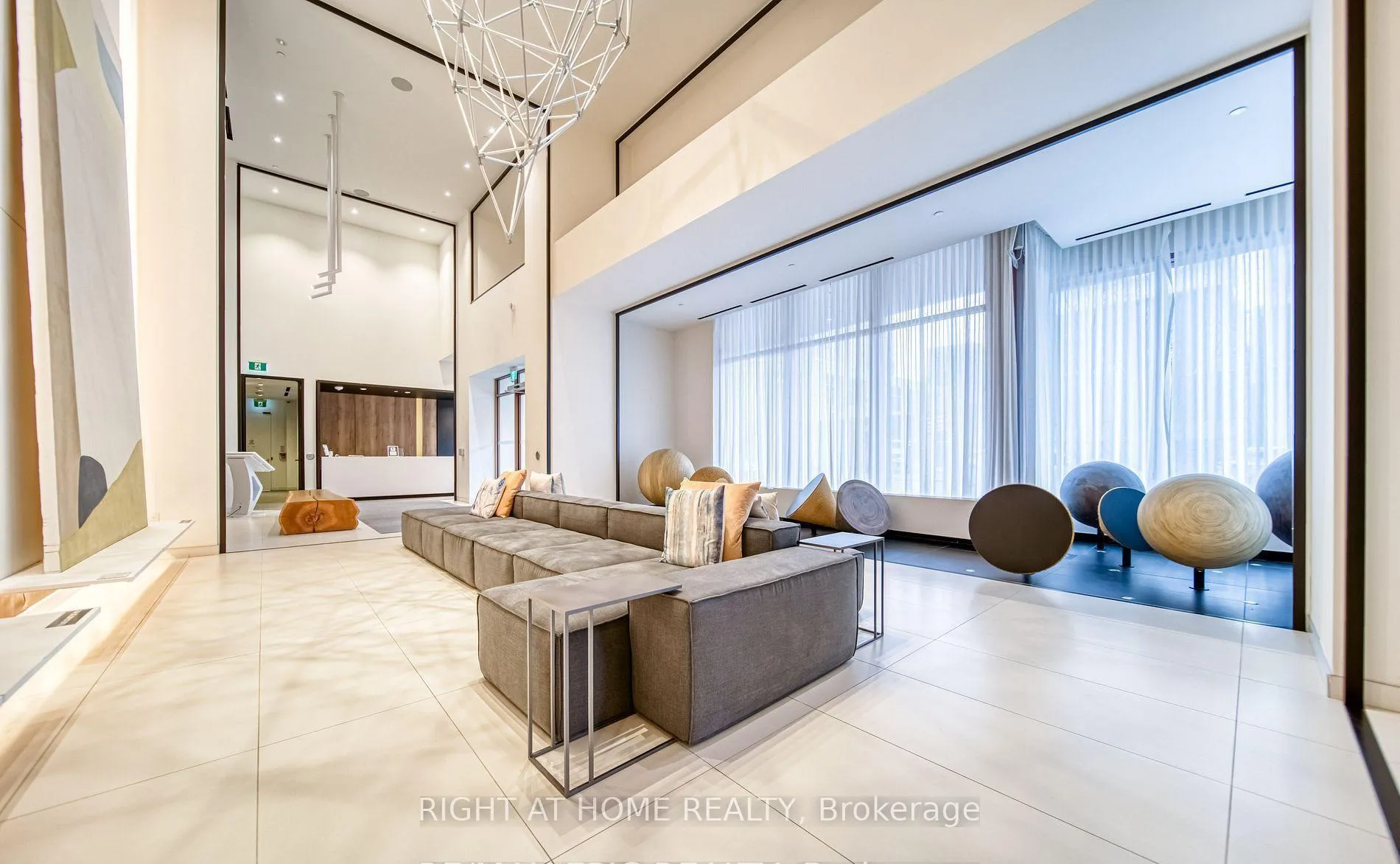 Photo 3 of Unit 912, 15 Lower Jarvis Street, Toronto, Waterfront Communities — HOMEH