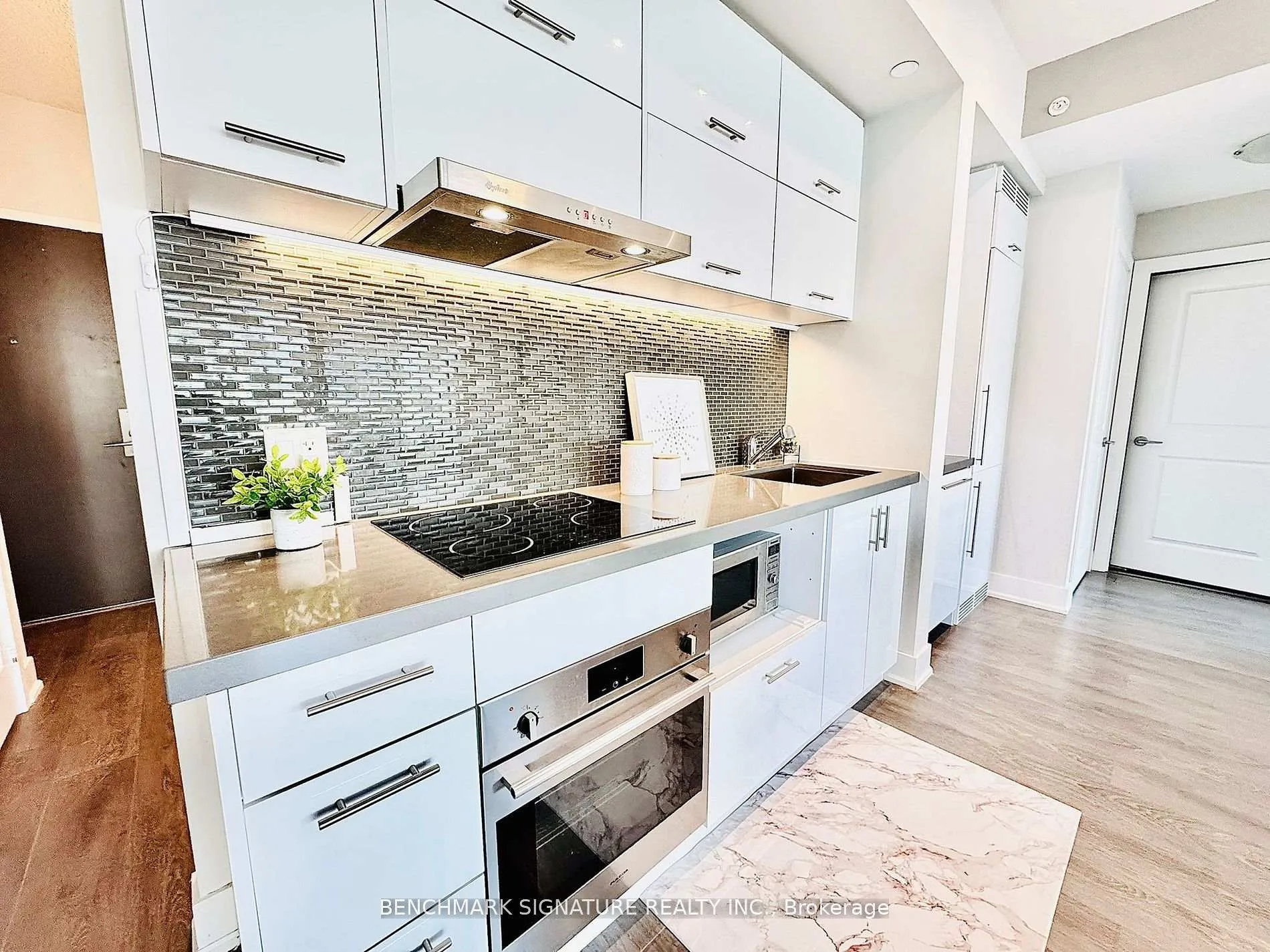 Photo 2 of Unit 1001J, 8081 Birchmount Road, Markham, Unionville — HOMEH