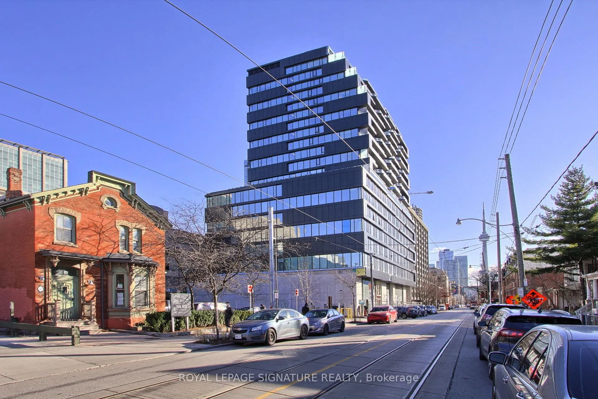 Front of Unit 1701, 195 McCaul Street