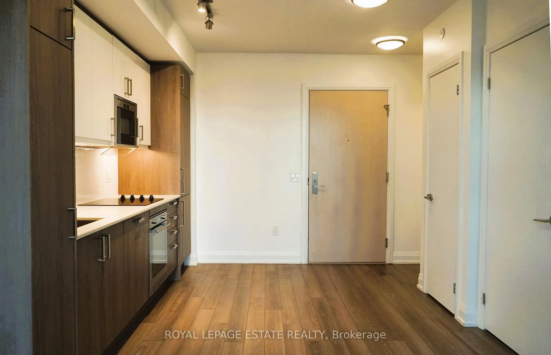 Photo 4 of Unit 3106, 77 mutual Street, Toronto, Church-Yonge Corridor — HOMEH