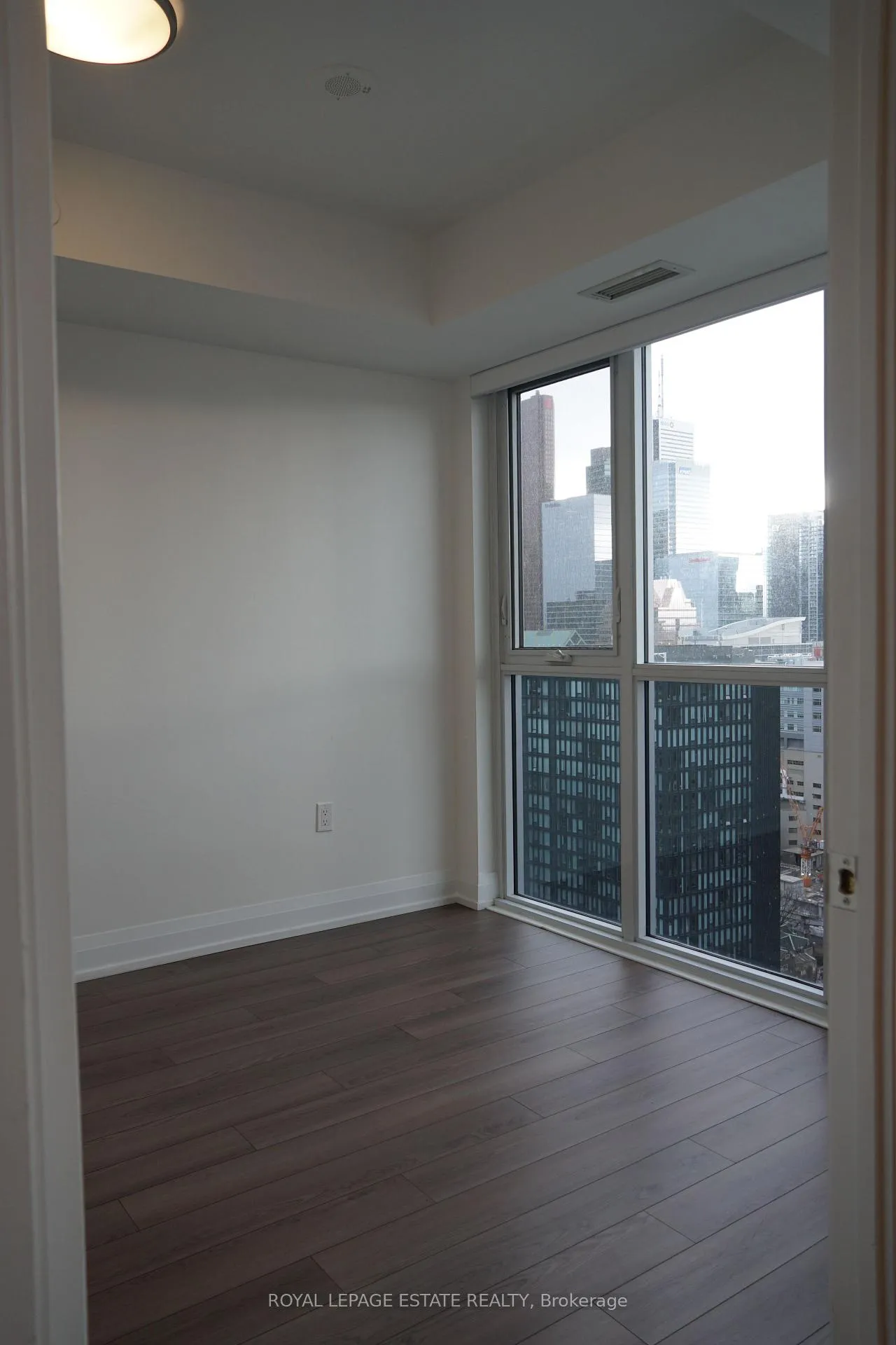 Photo 14 of Unit 3106, 77 mutual Street, Toronto, Church-Yonge Corridor — HOMEH