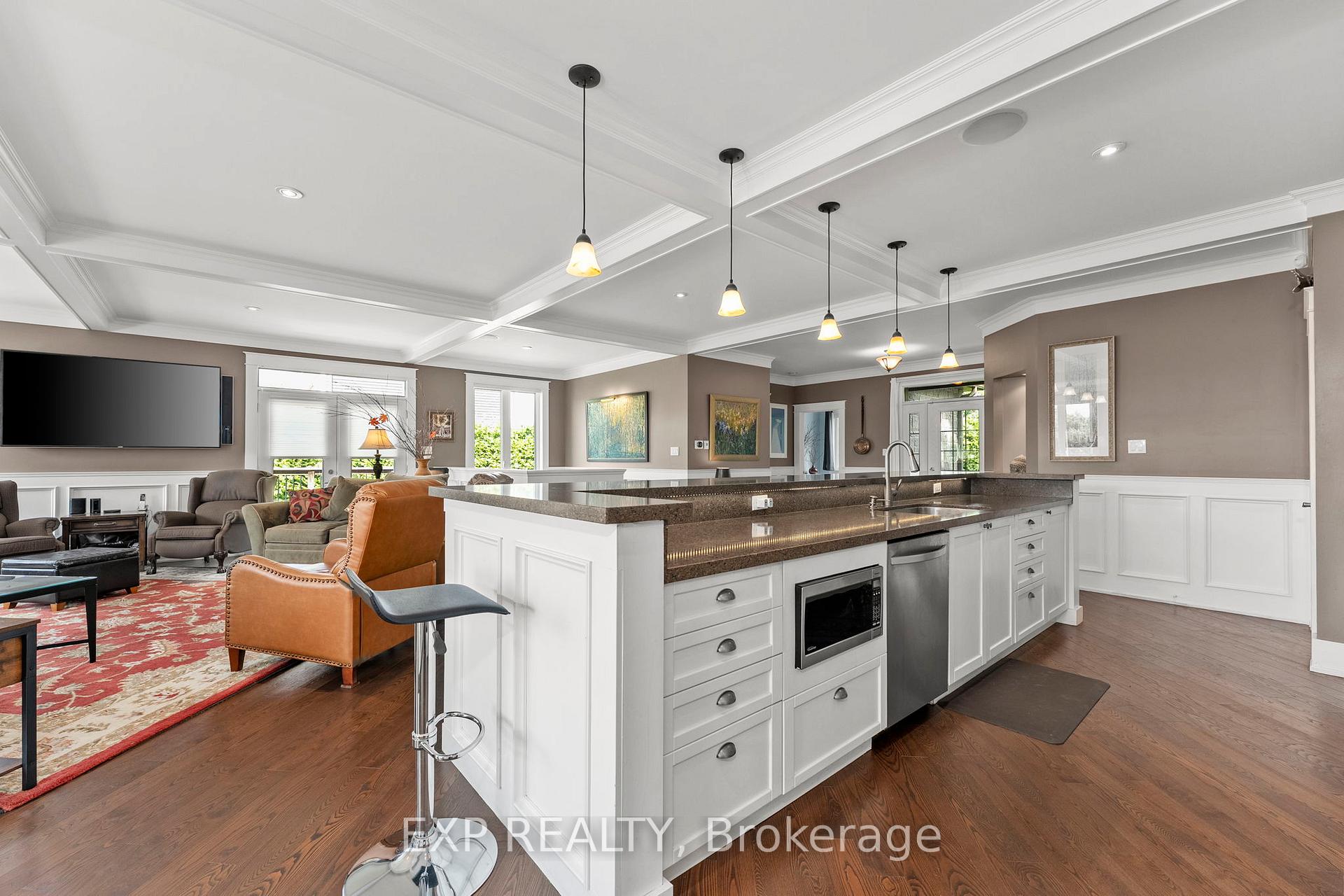 Photo 11 of 71 Clovelly Cove, Georgina, Pefferlaw — HOMEH