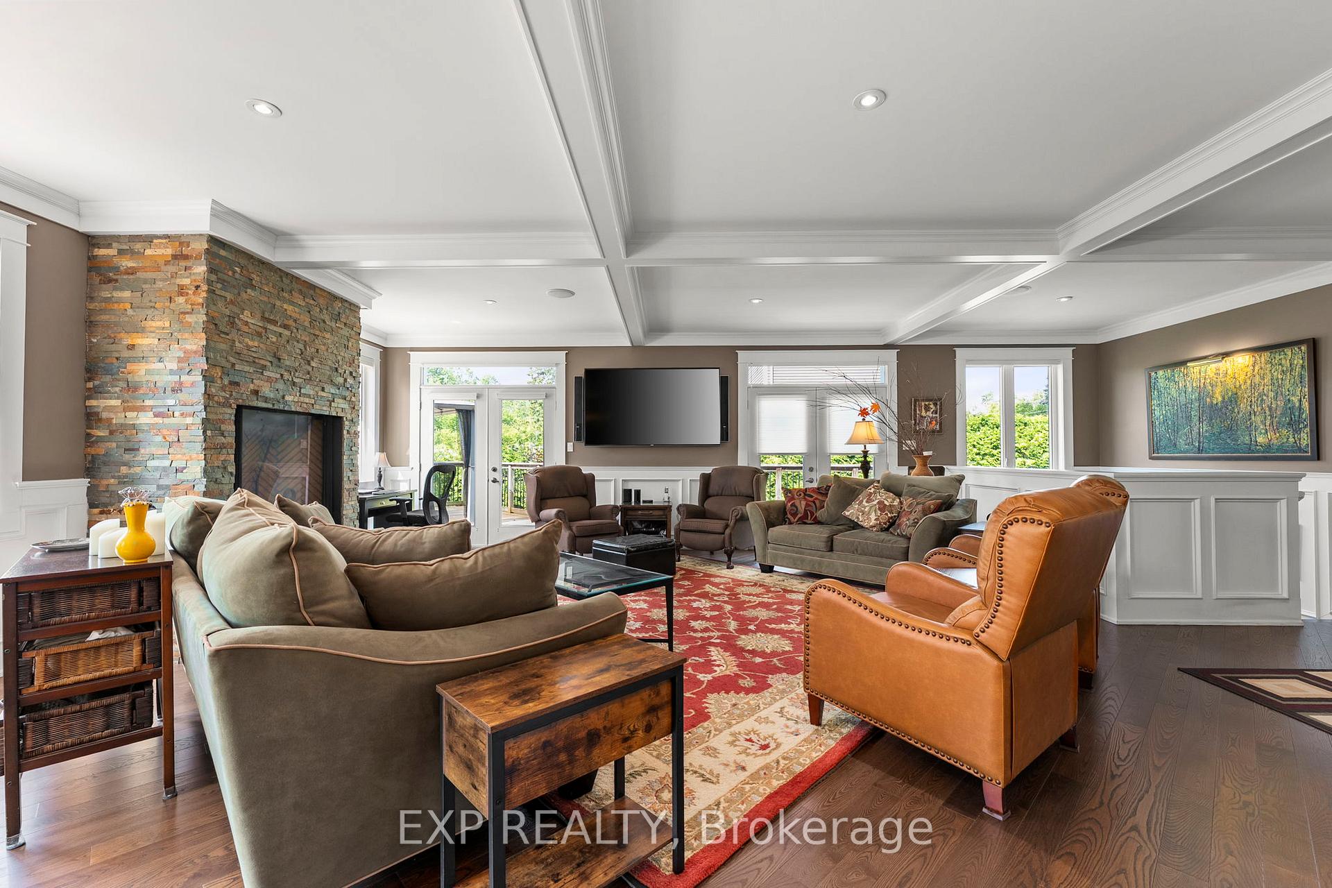 Photo 13 of 71 Clovelly Cove, Georgina, Pefferlaw — HOMEH