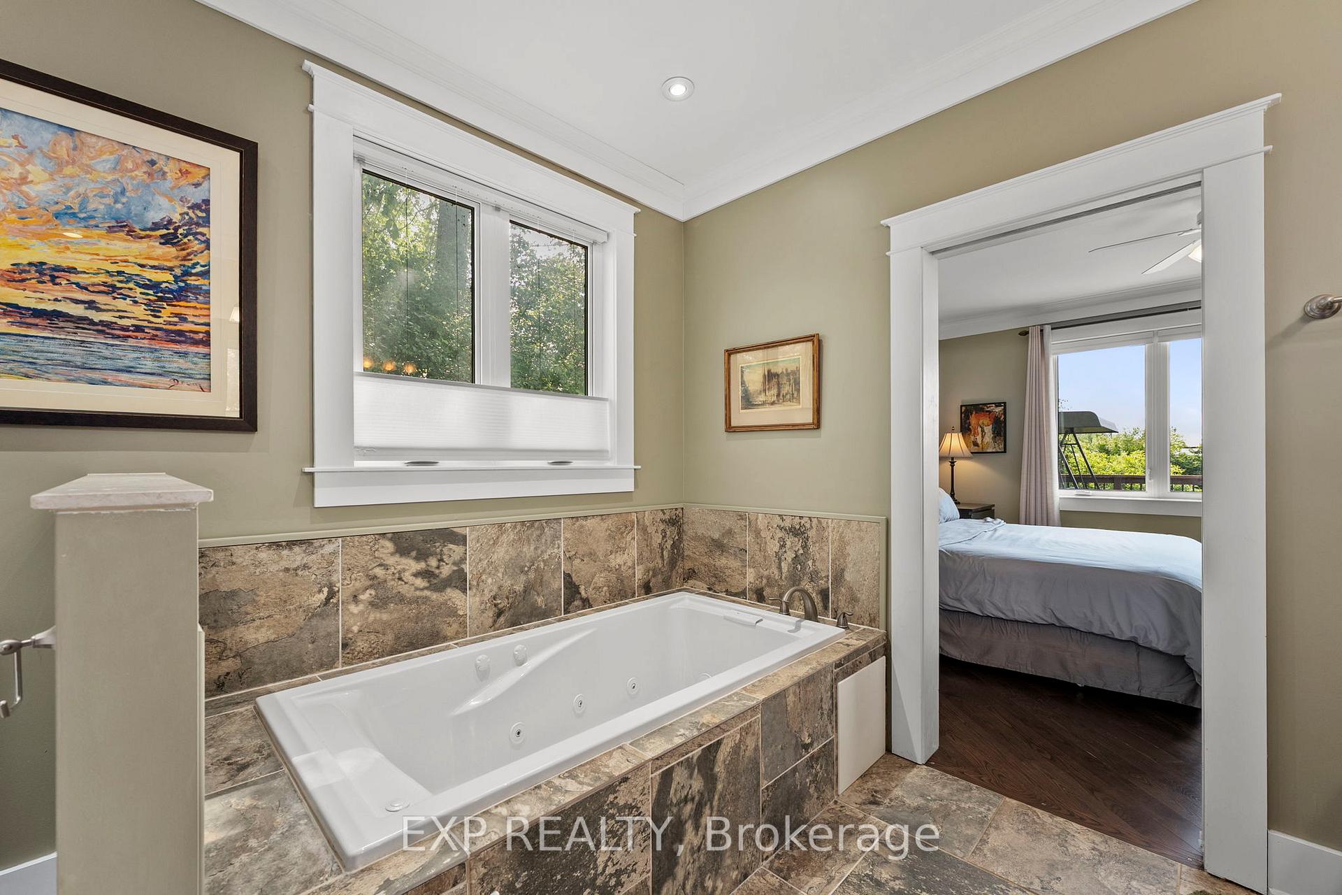 Photo 21 of 71 Clovelly Cove, Georgina, Pefferlaw — HOMEH