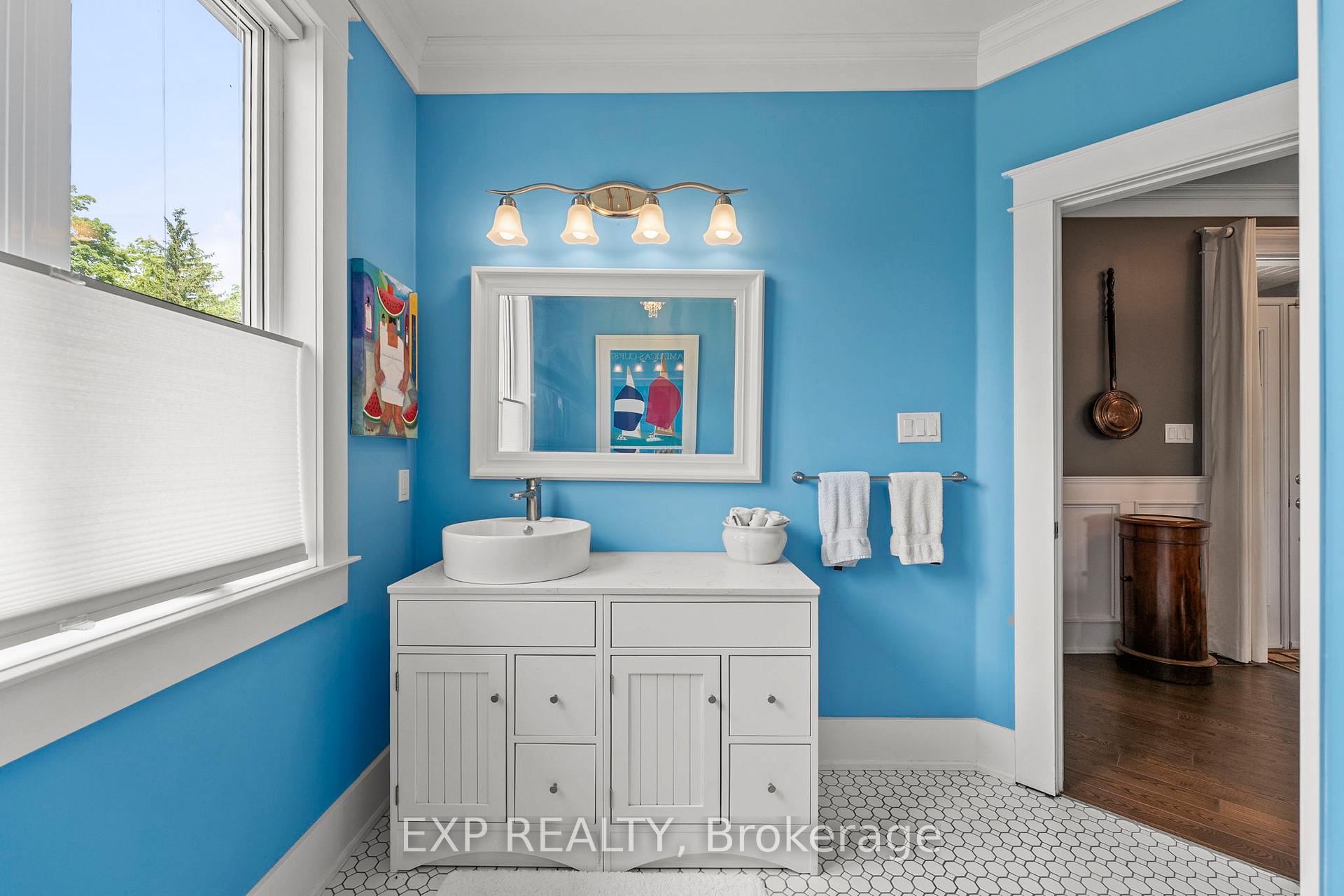 Photo 25 of 71 Clovelly Cove, Georgina, Pefferlaw — HOMEH