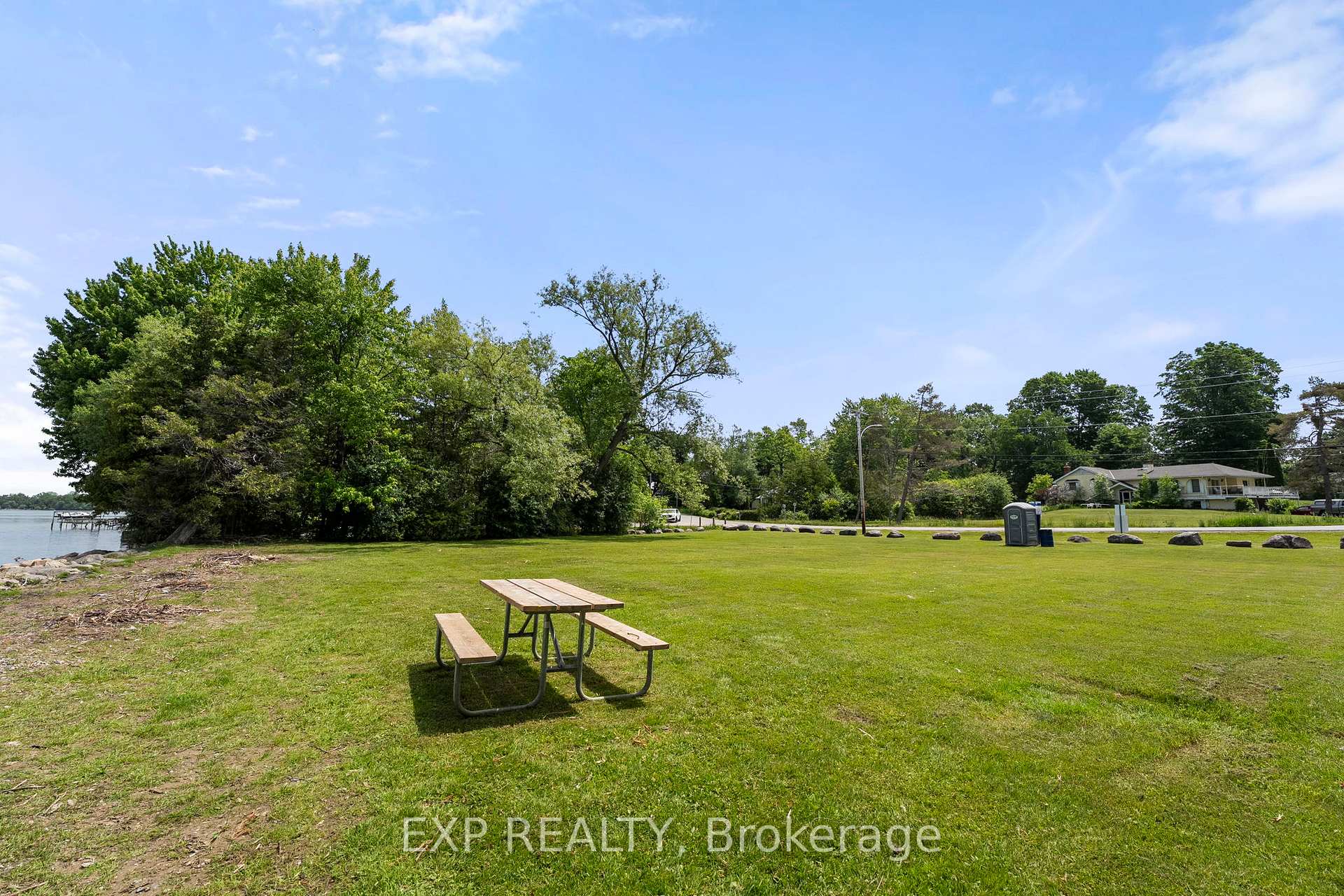 Photo 44 of 71 Clovelly Cove, Georgina, Pefferlaw — HOMEH