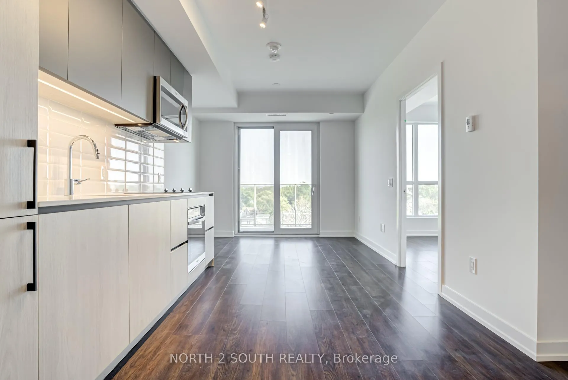 Photo 8 of Unit 730, 150 Logan Avenue, Toronto, South Riverdale — HOMEH