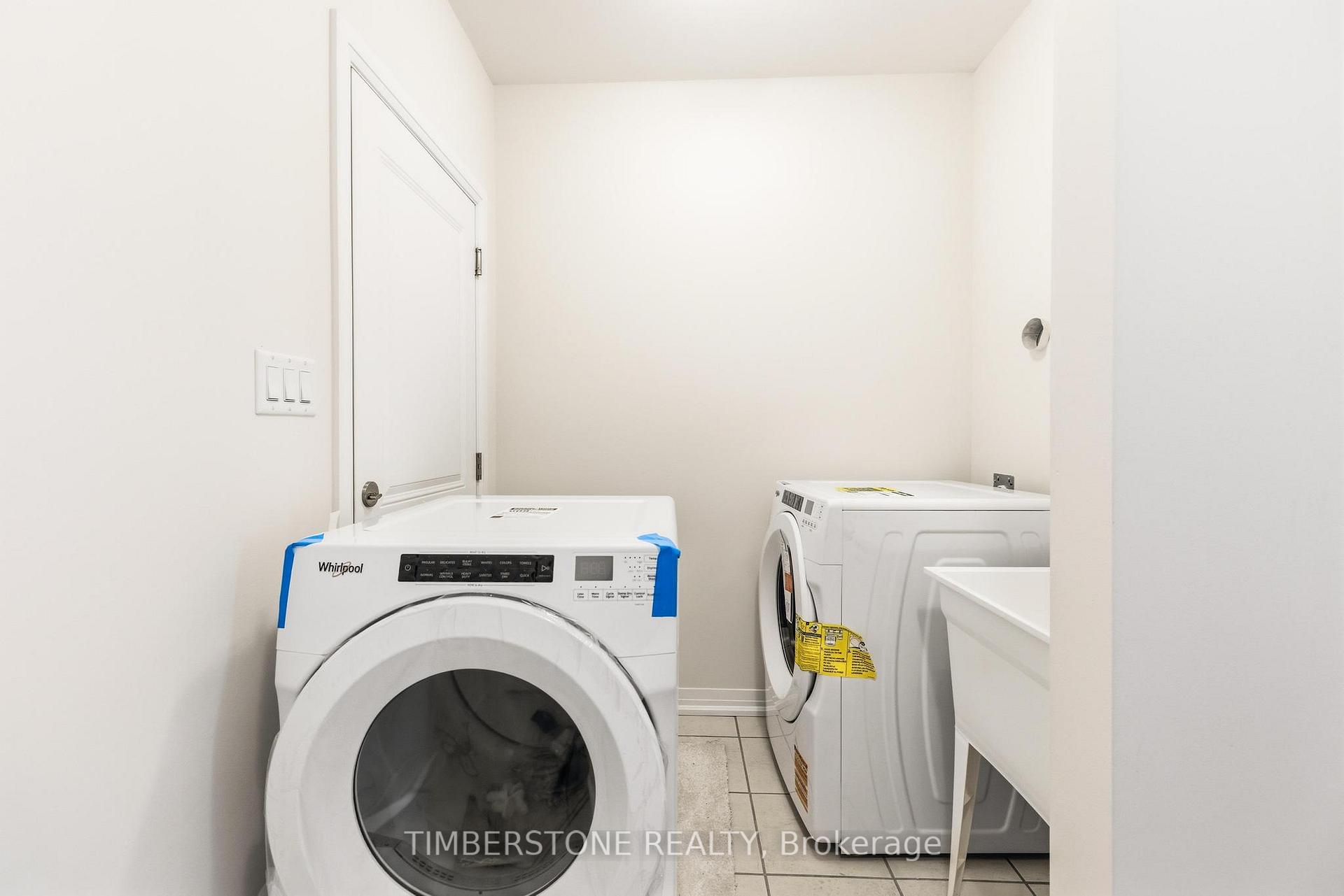Photo 9 of 36 Bonnington Drive, Brampton, Northwest Brampton — HOMEH
