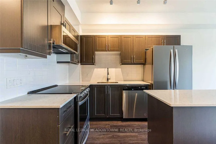 Photo 7 of Unit 408, 430 Essa Road, Barrie, Holly — HOMEH