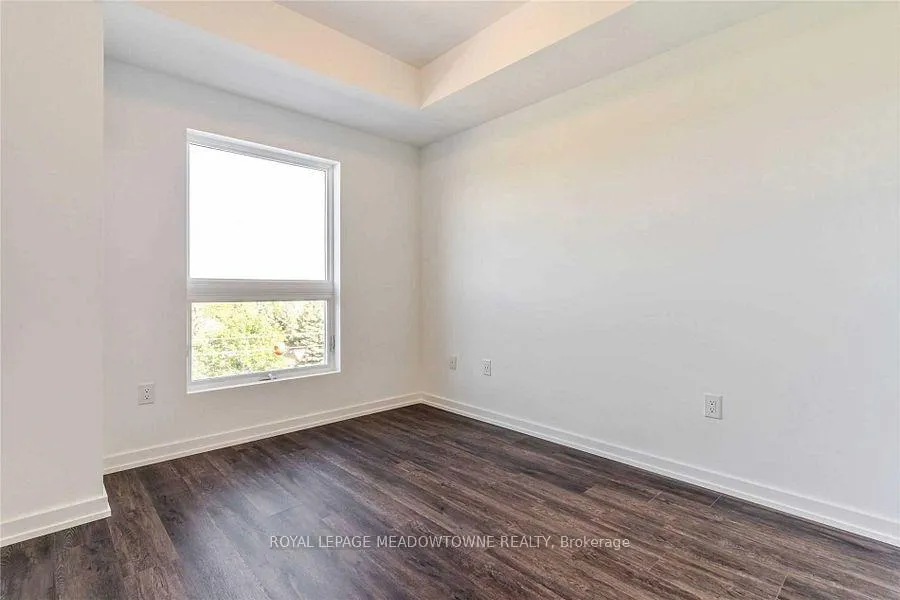 Photo 8 of Unit 408, 430 Essa Road, Barrie, Holly — HOMEH