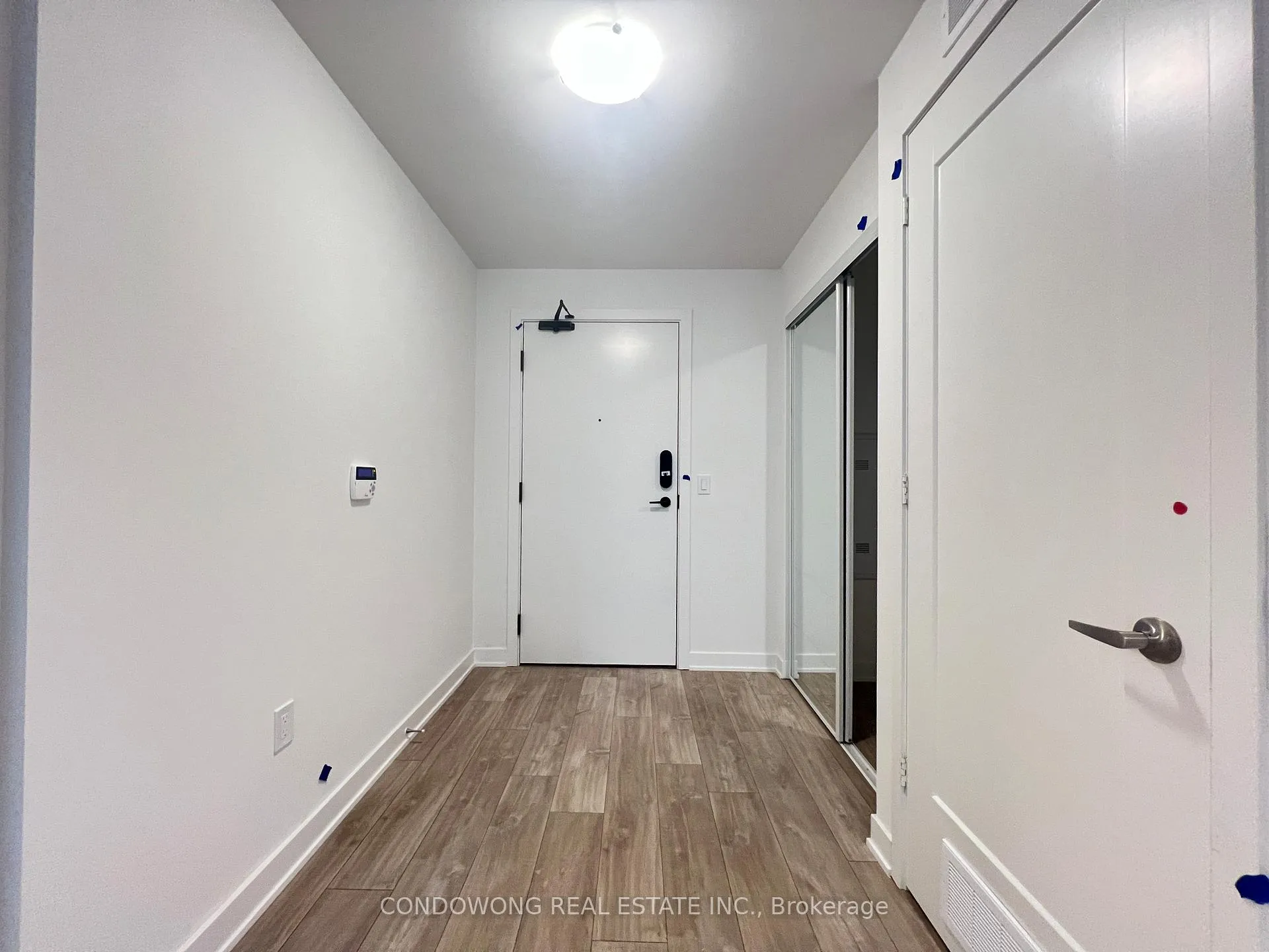 Photo 2 of Unit 2012, 70 Princess Street, Toronto, Waterfront Communities — HOMEH